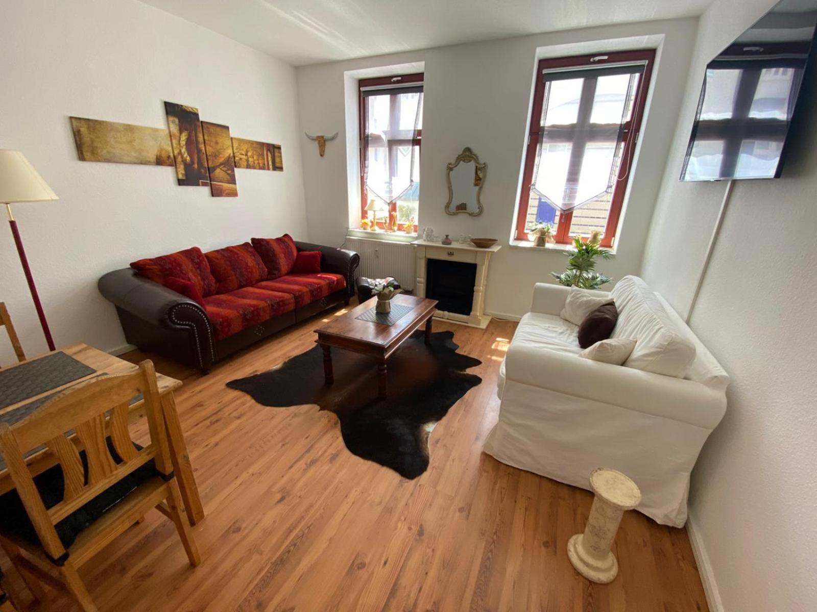 Apartment with Balcony photo 1