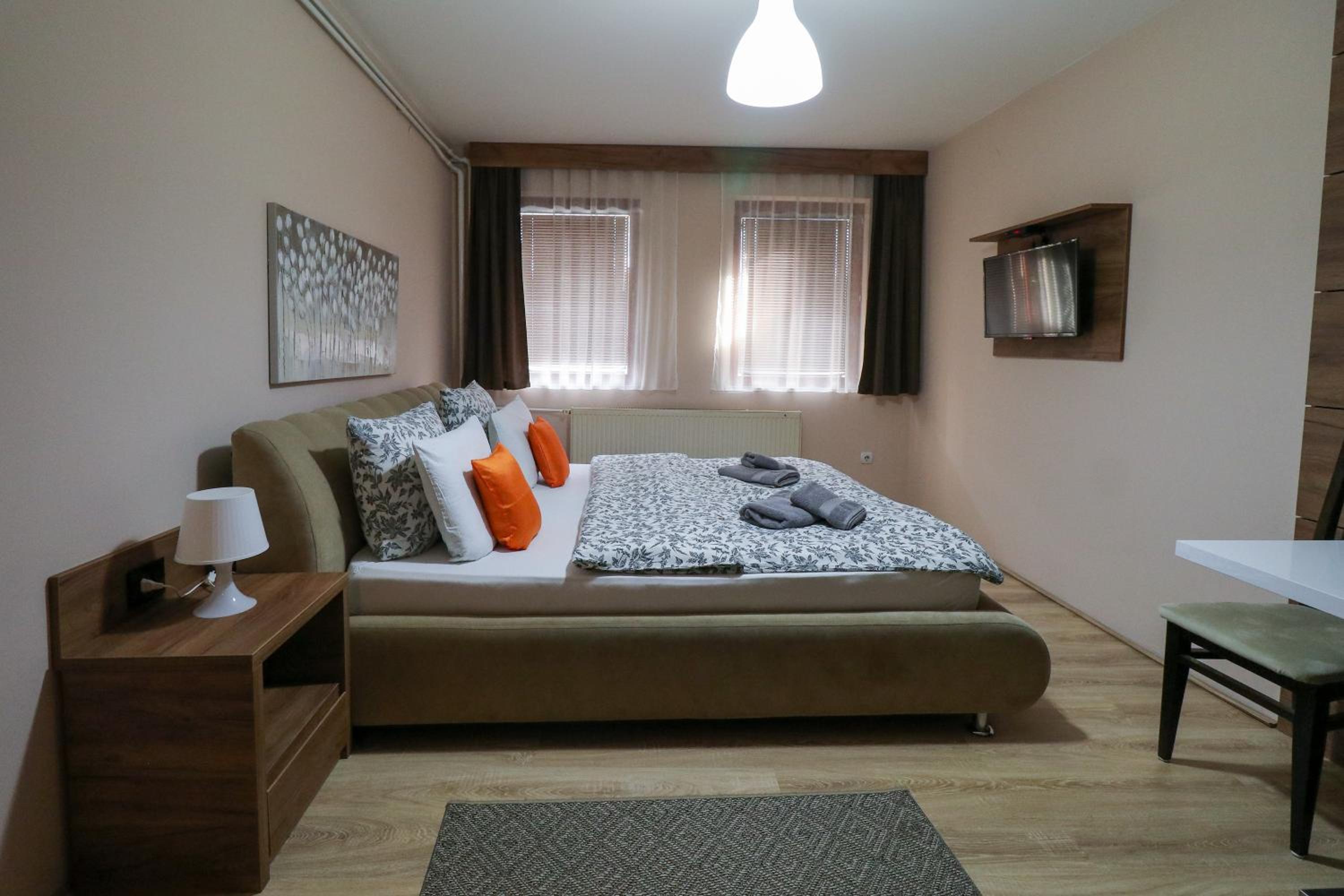 Studio Apartment photo 1