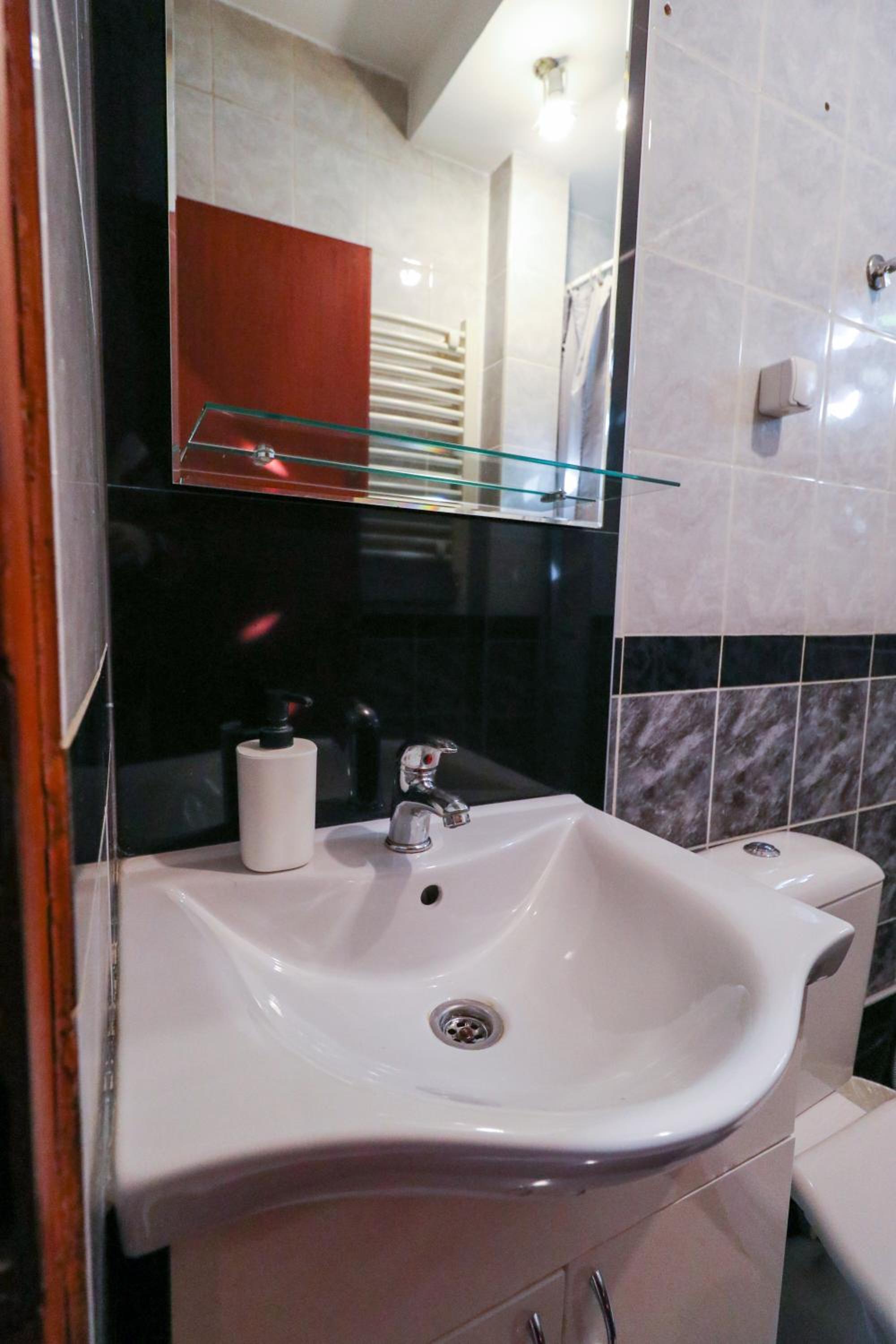 Studio Apartment photo 2