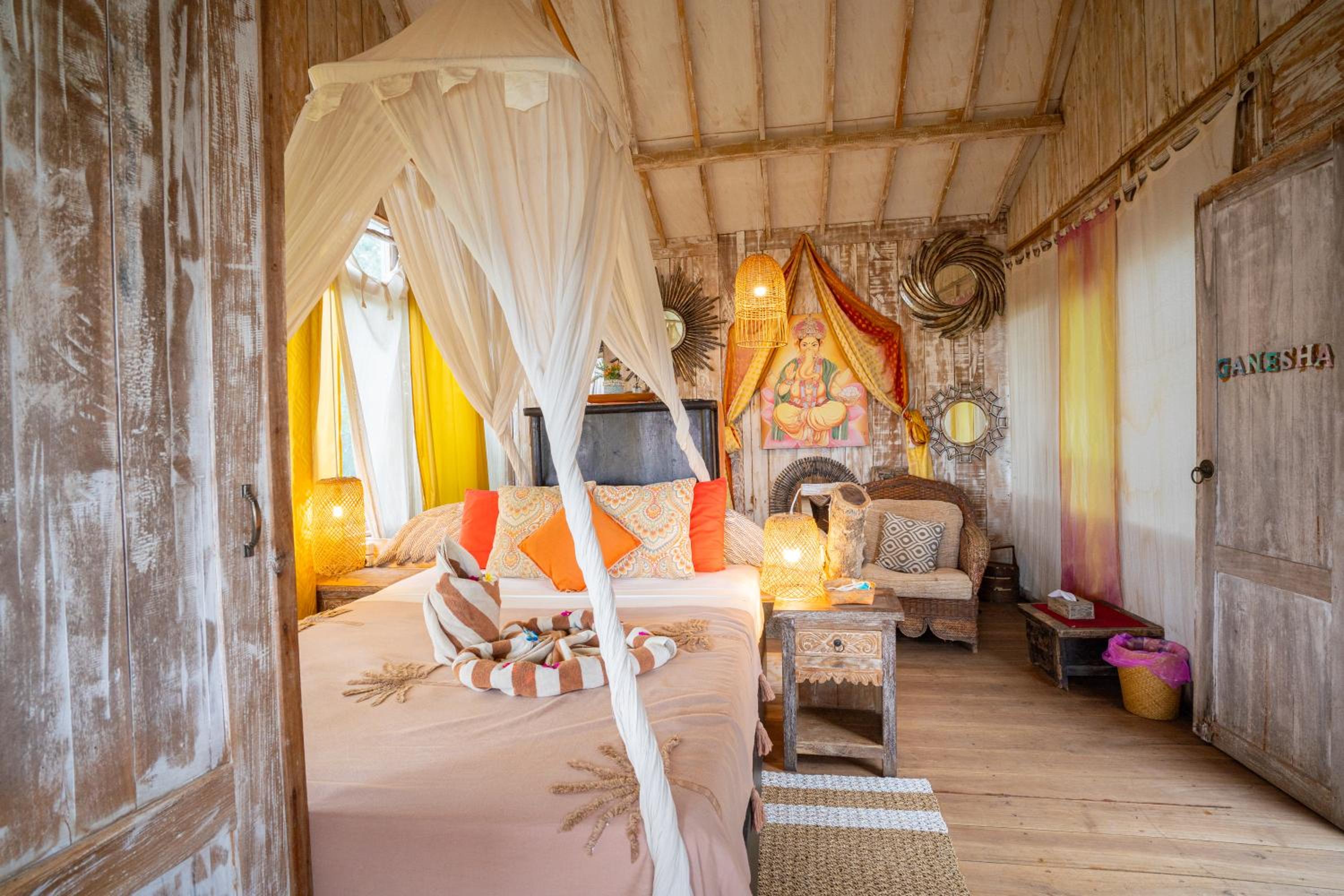 Tree House Room with Sea View Balcony, Ganesha photo 1