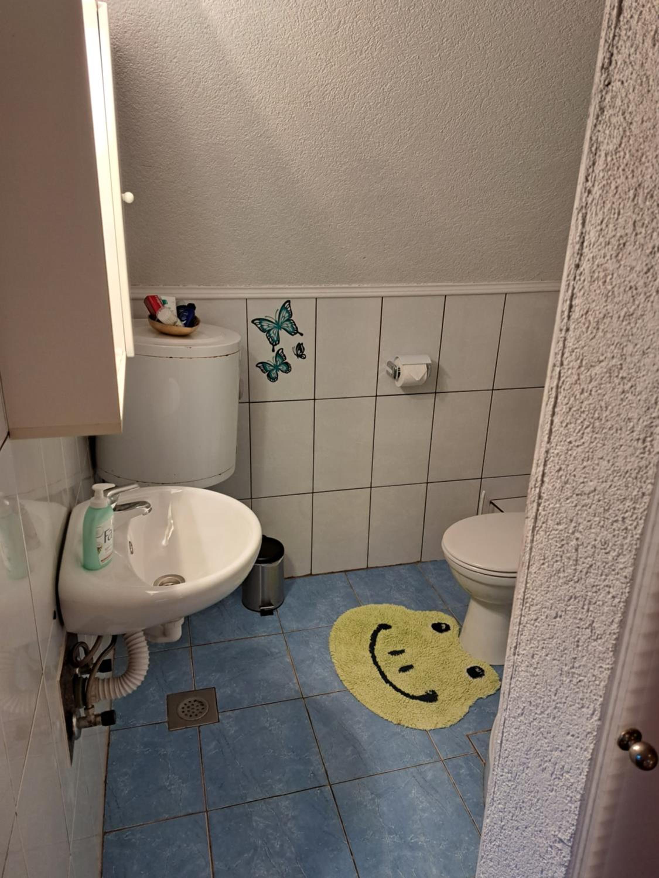 Large Double Room - Photo 2