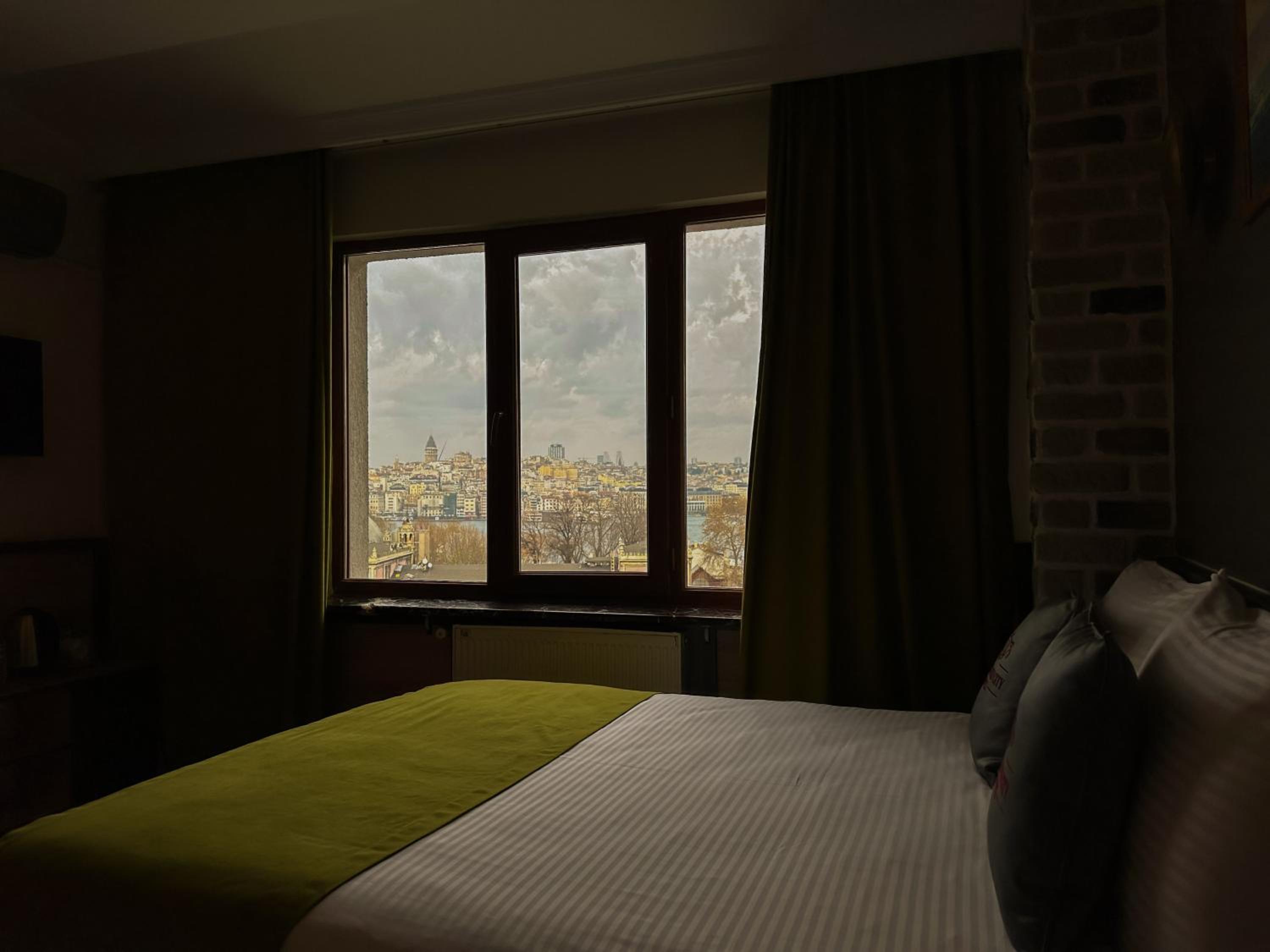 Deluxe Double Room - Sea View photo 3