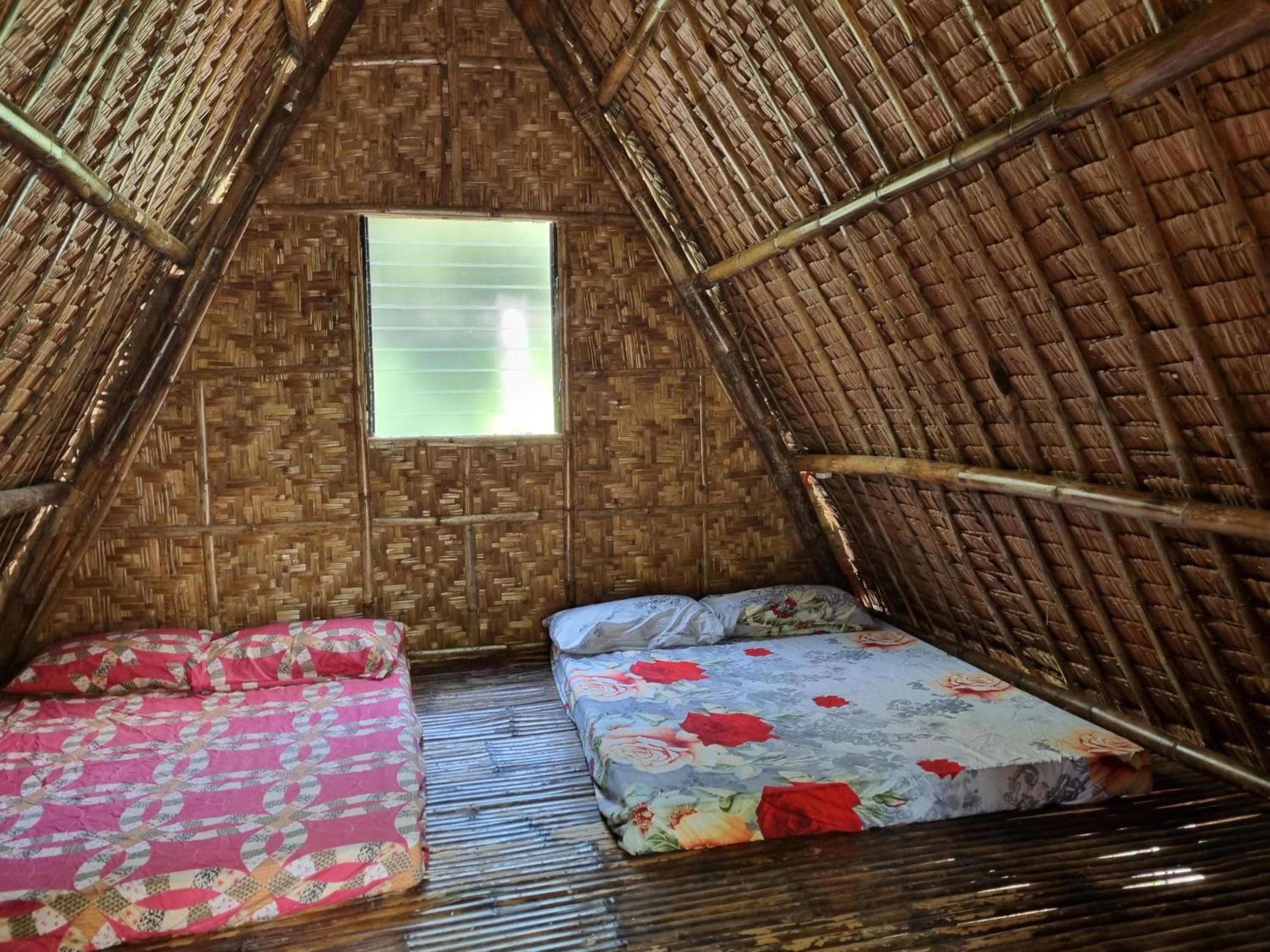 Quadruple Room - Photo 3