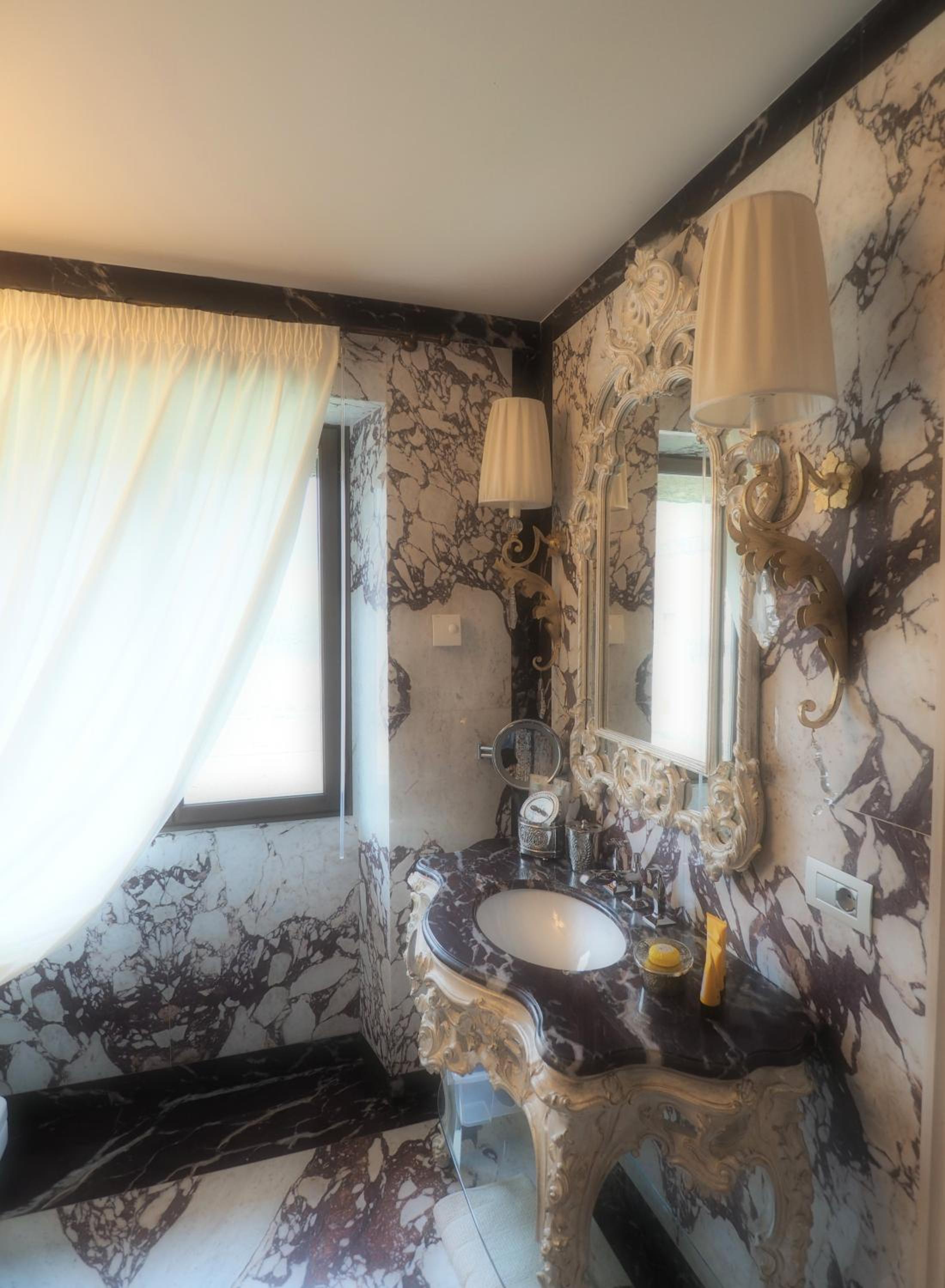 Superior Double or Twin Room photo 3