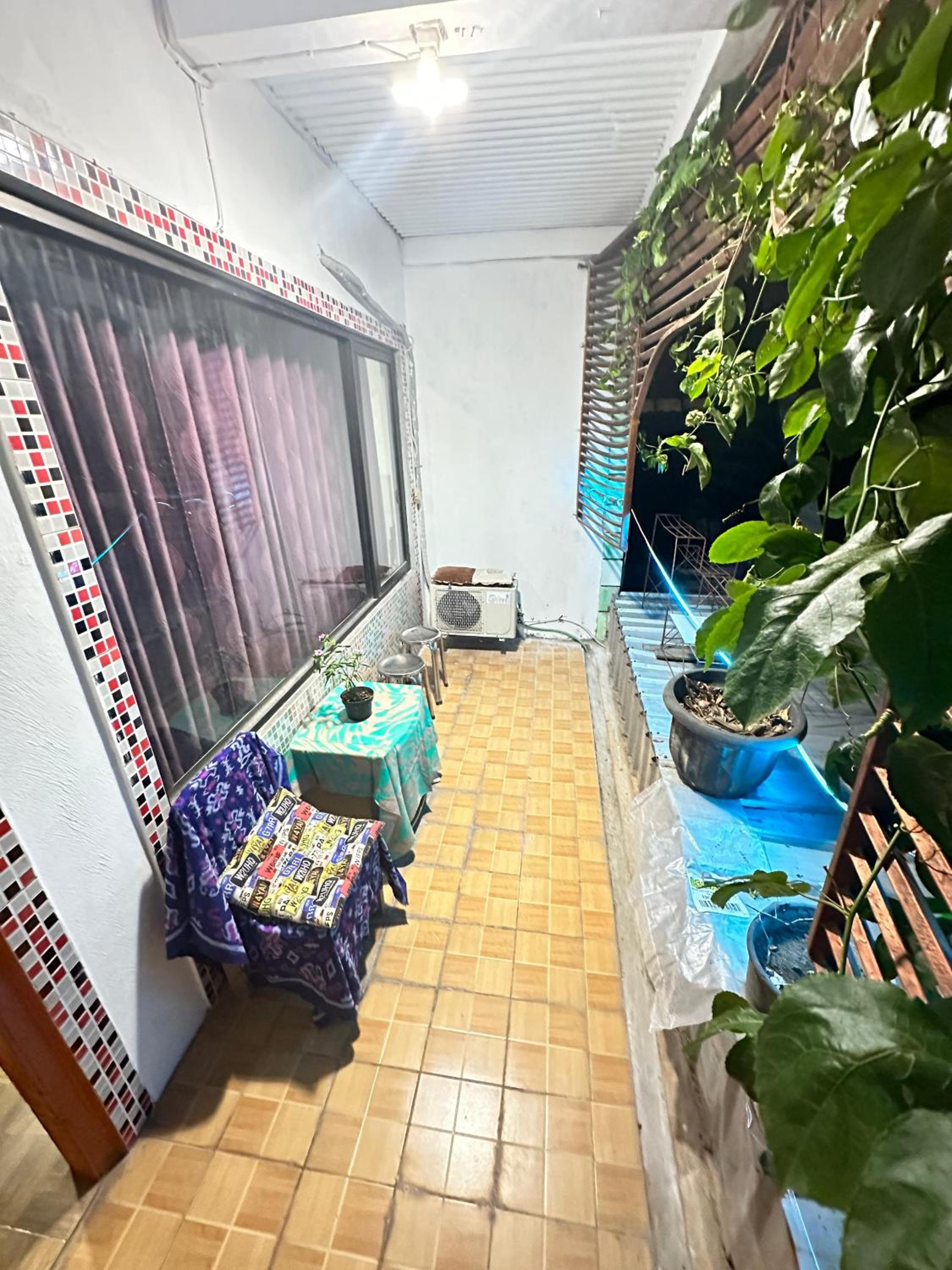 Double Room with Balcony - Photo 2