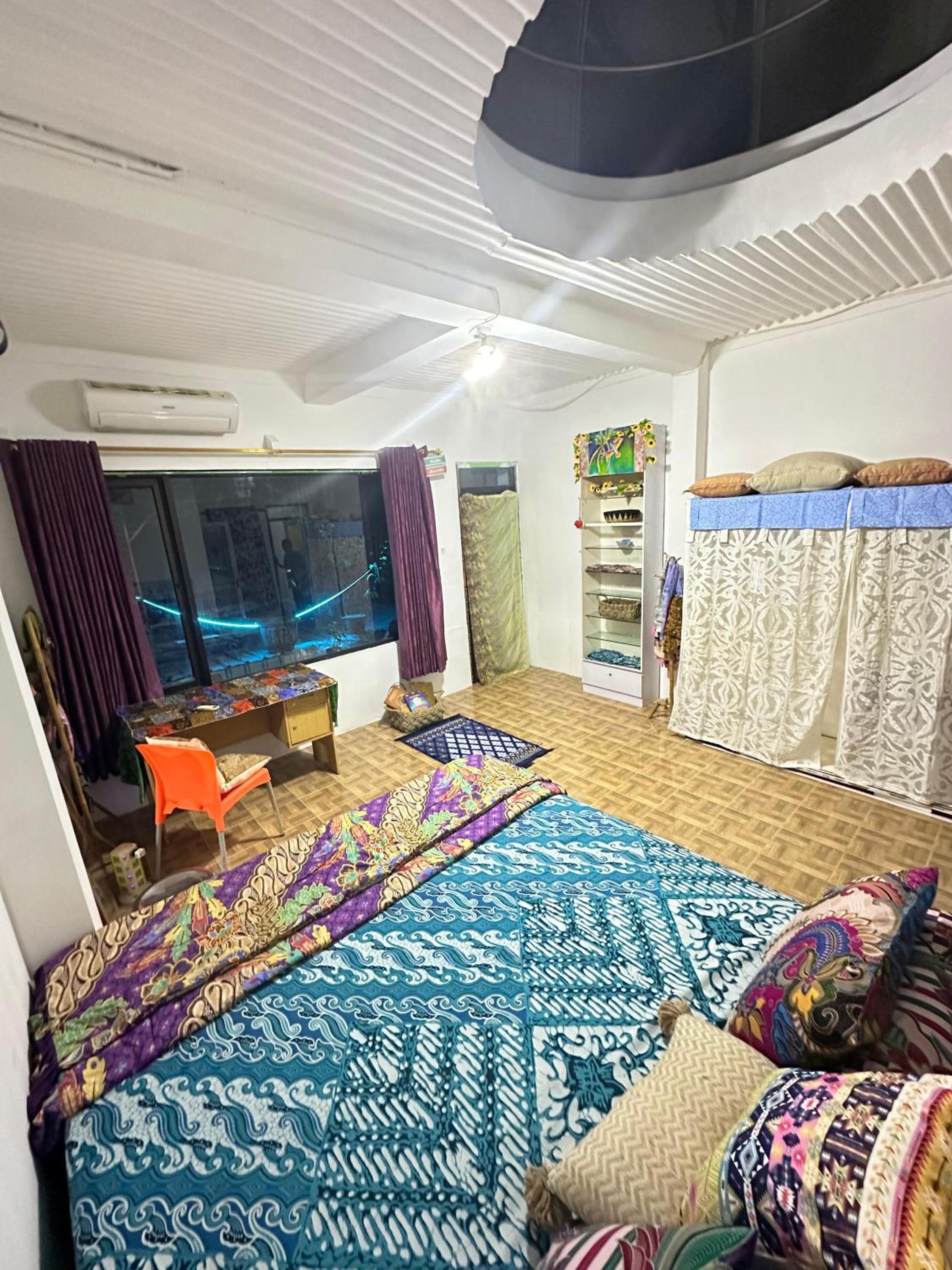 Double Room with Balcony - Photo 6
