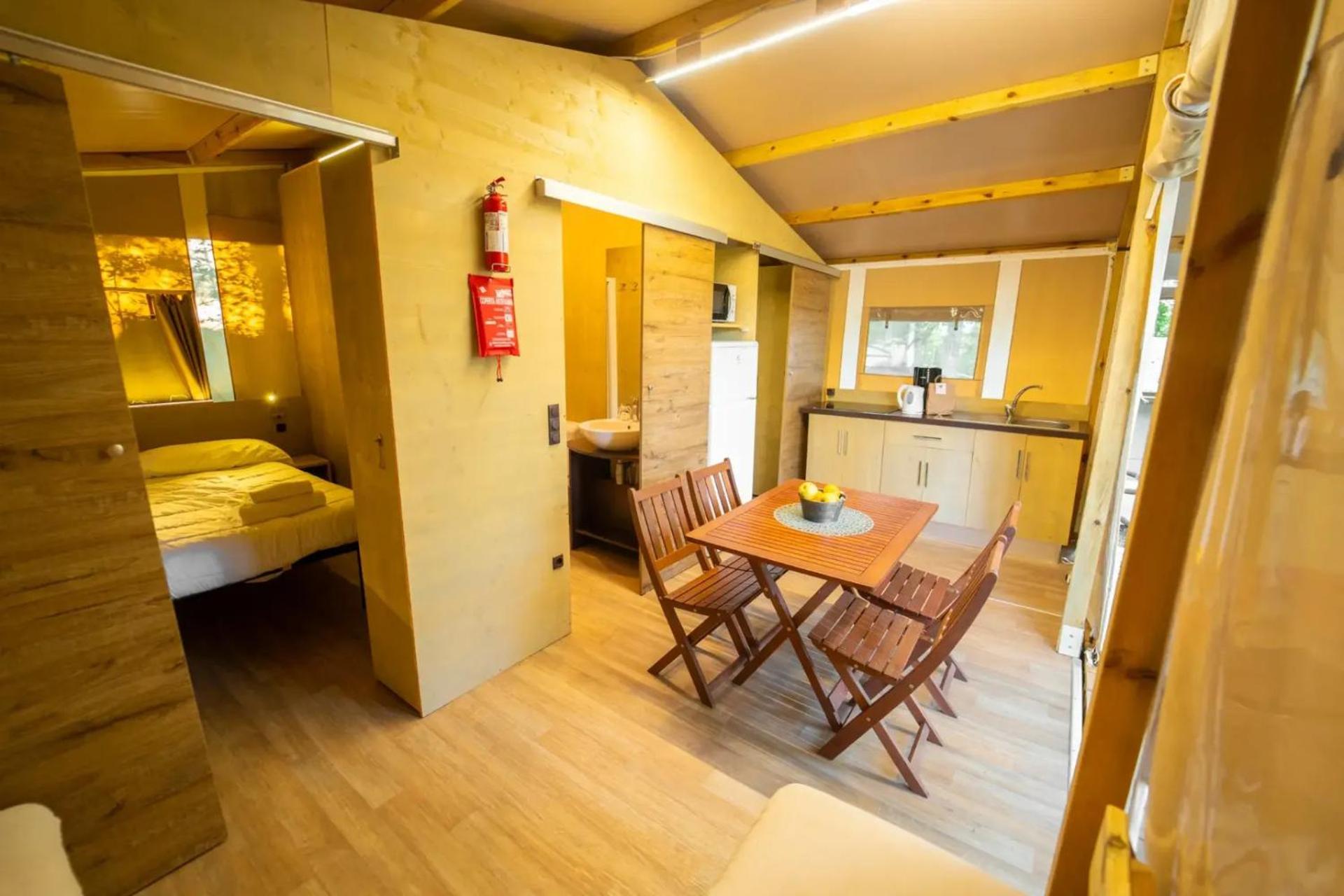 Tent with Private Bathroom (5 People)