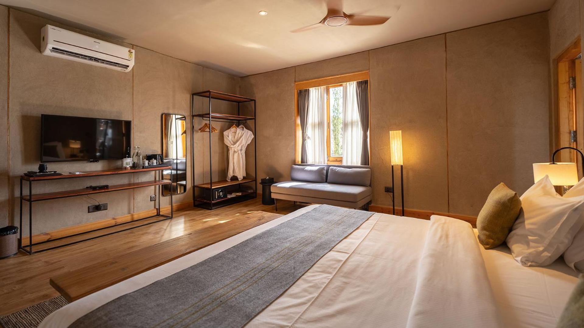Club Room - Photo 10