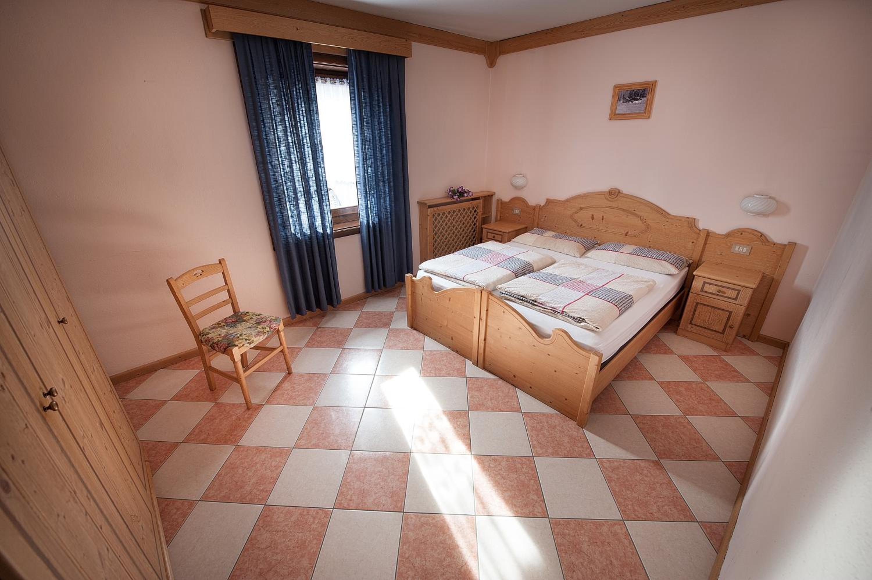 One-Bedroom Apartment (4 Adults)