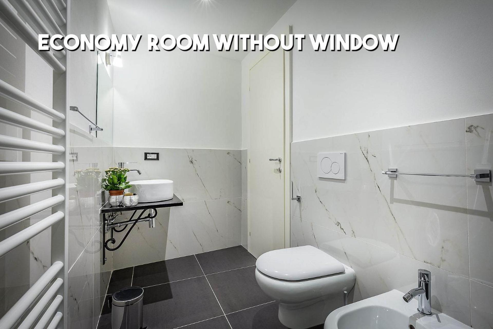 Economy Double Room photo 2