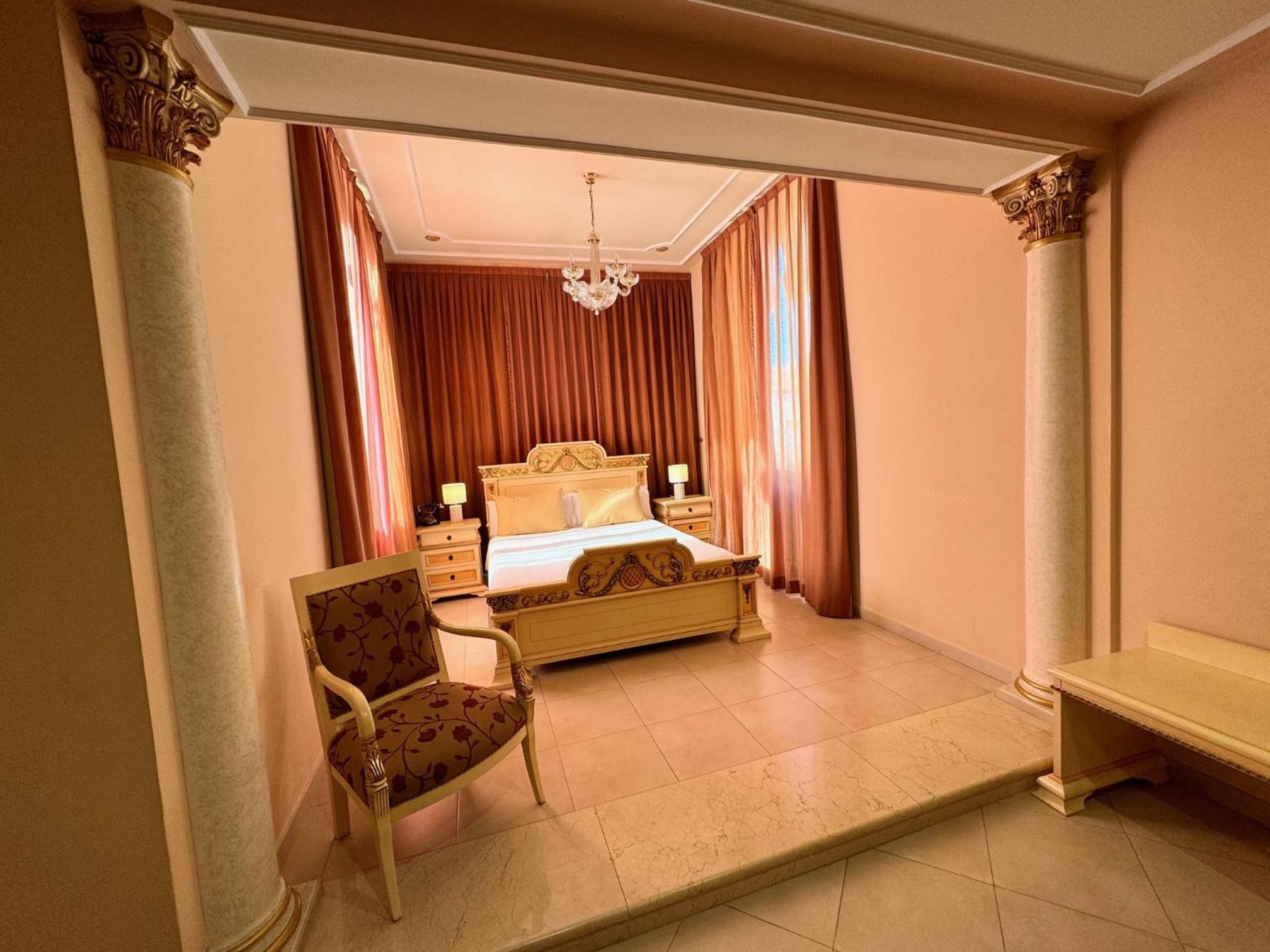 Junior Suite thumbnail 5