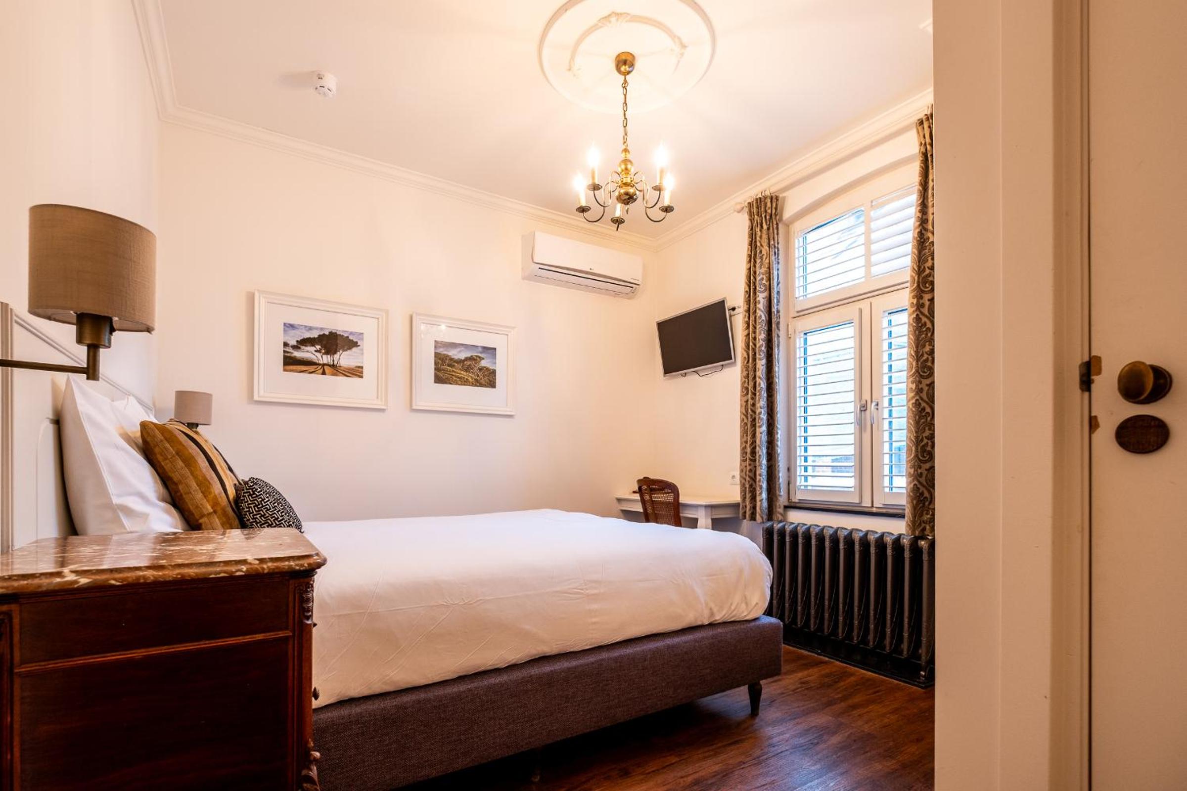 Standard Double Room with Private Bathroom photo 2
