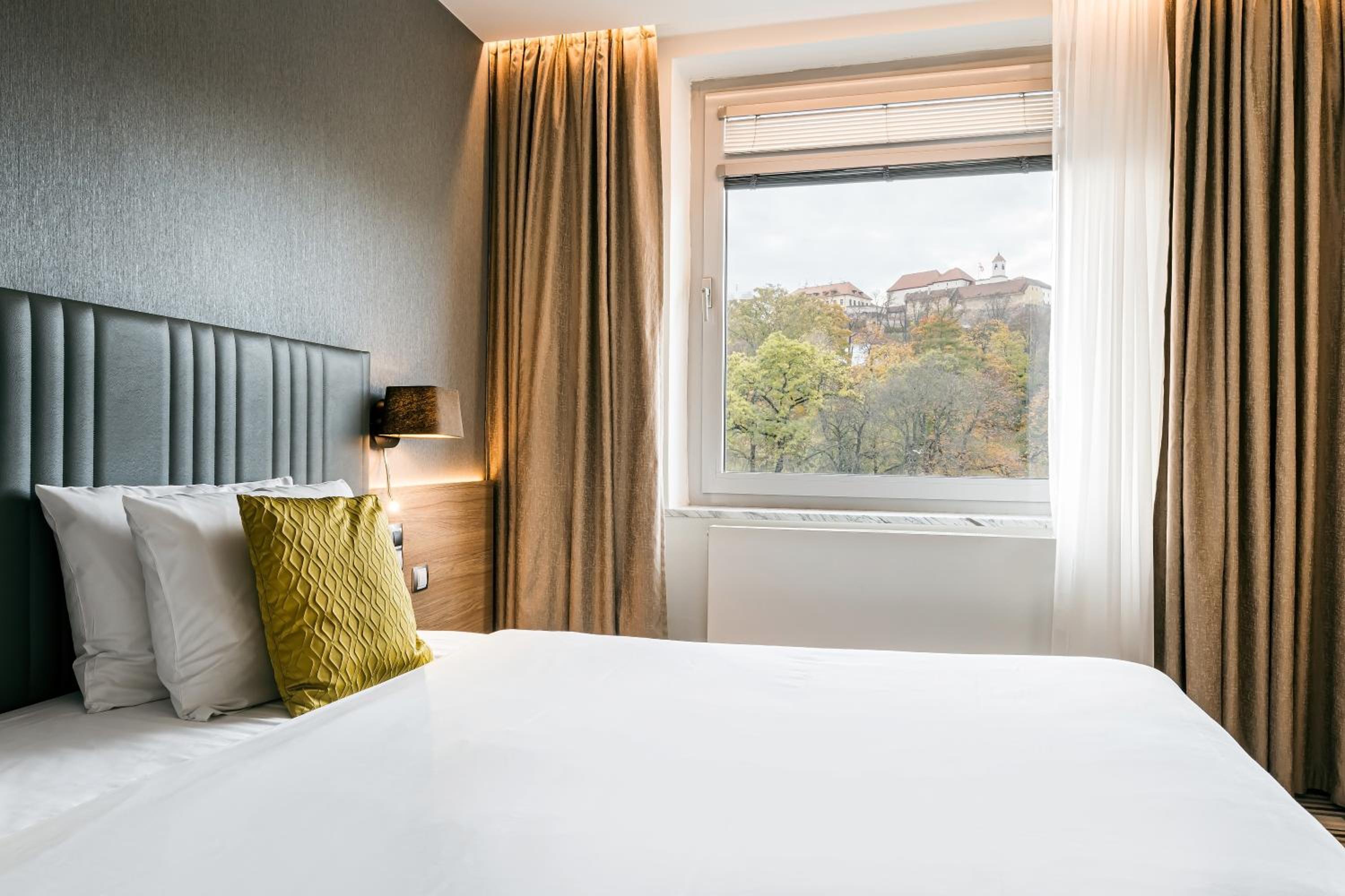 Business Double or Twin Room photo 3