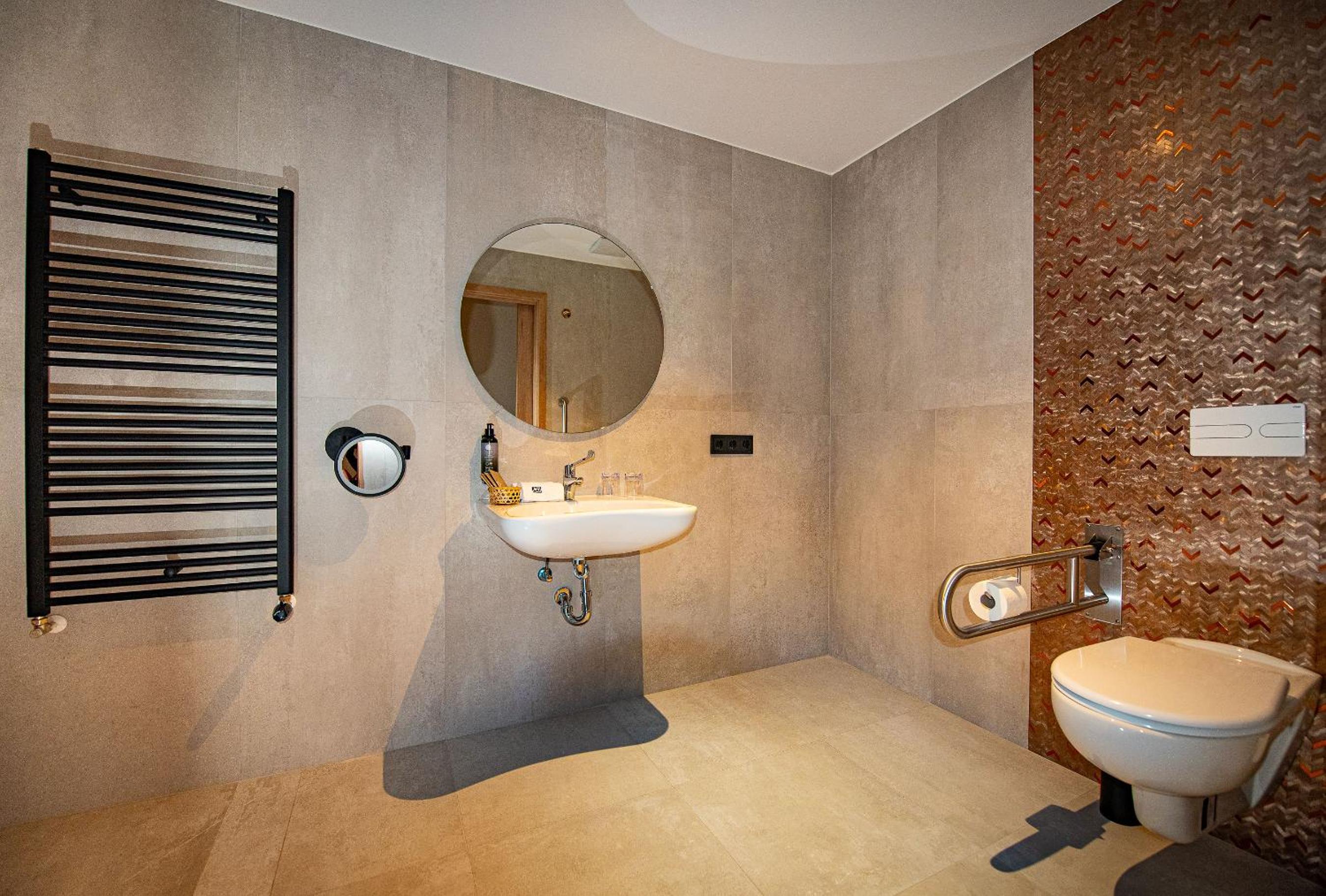 Suite with River View