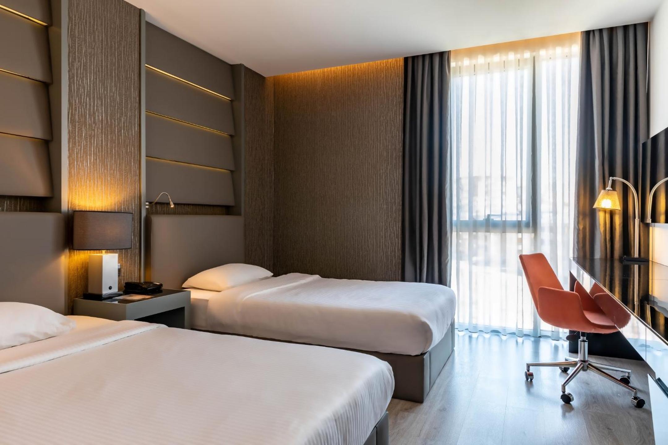 Superior Twin Room photo 2