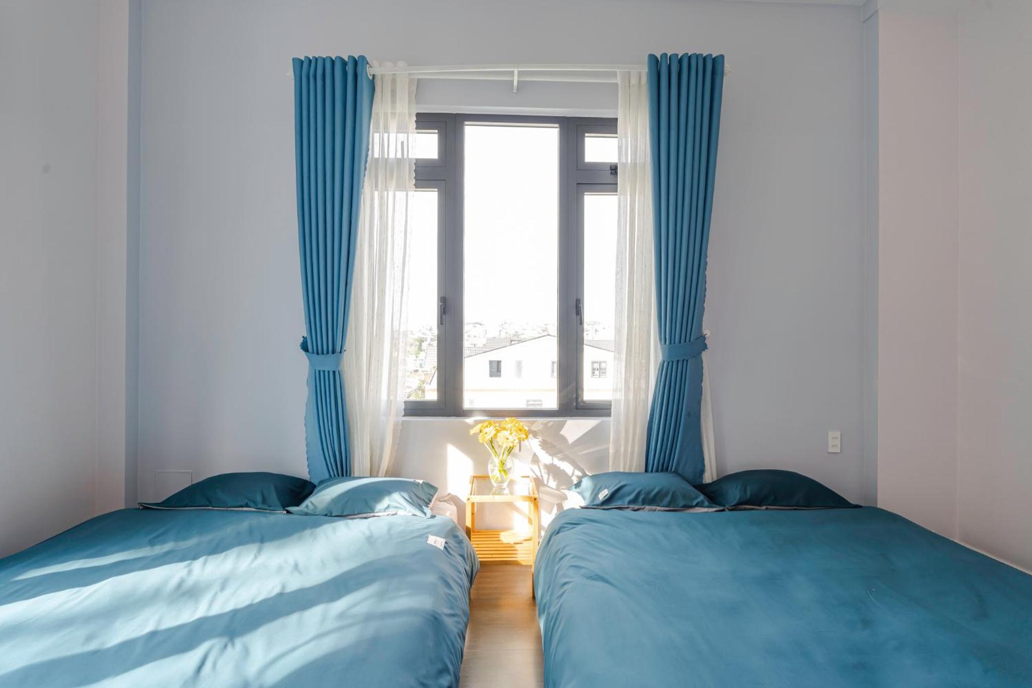 Triple Room with City View