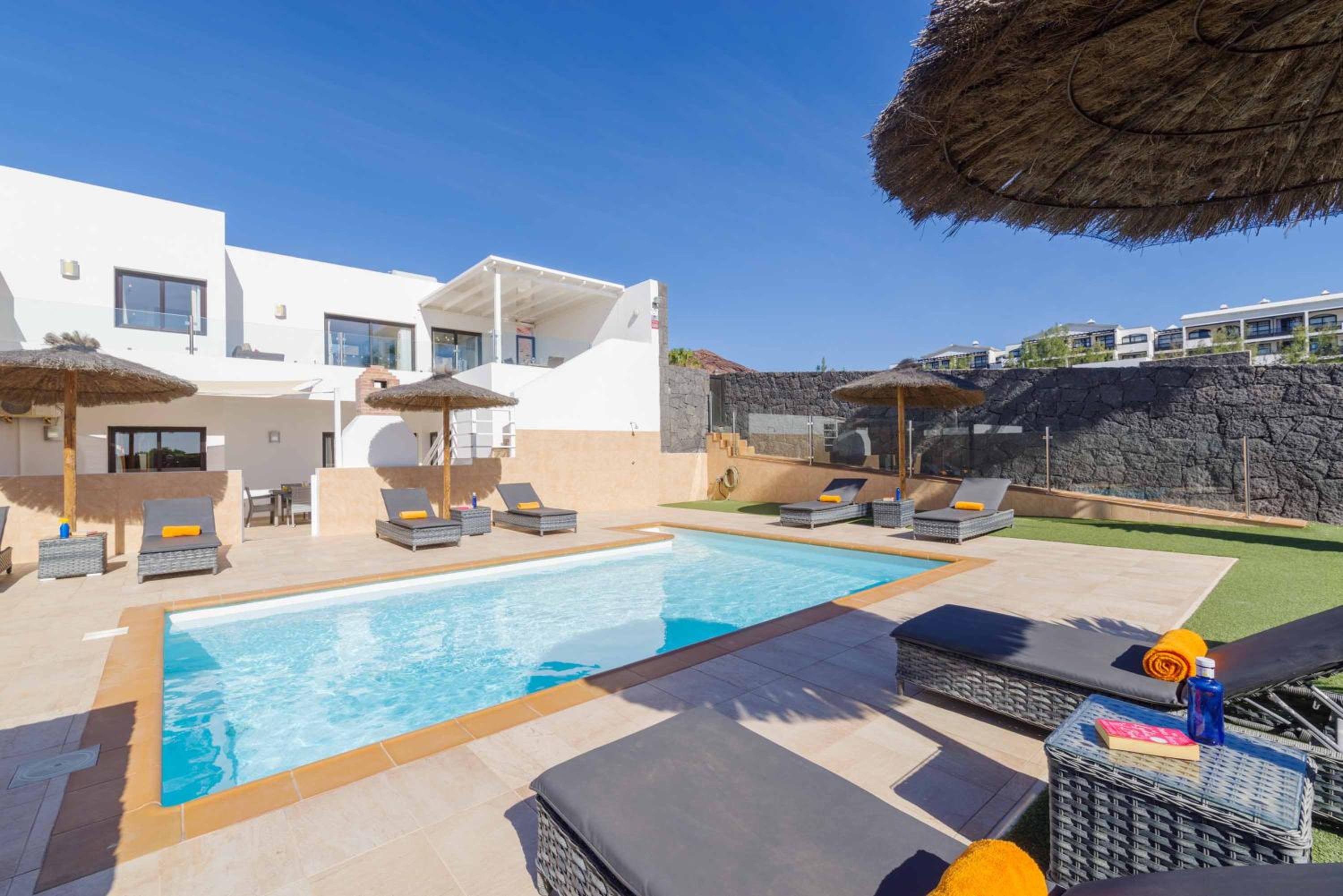 Villa de Cuatro Habitaciones