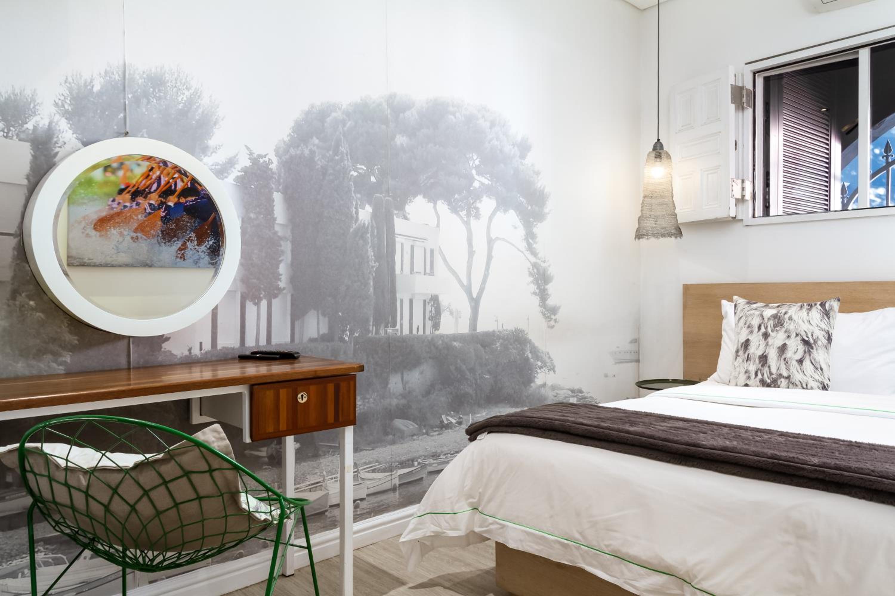 Double or Twin Room with seperate entrance - Photo 3