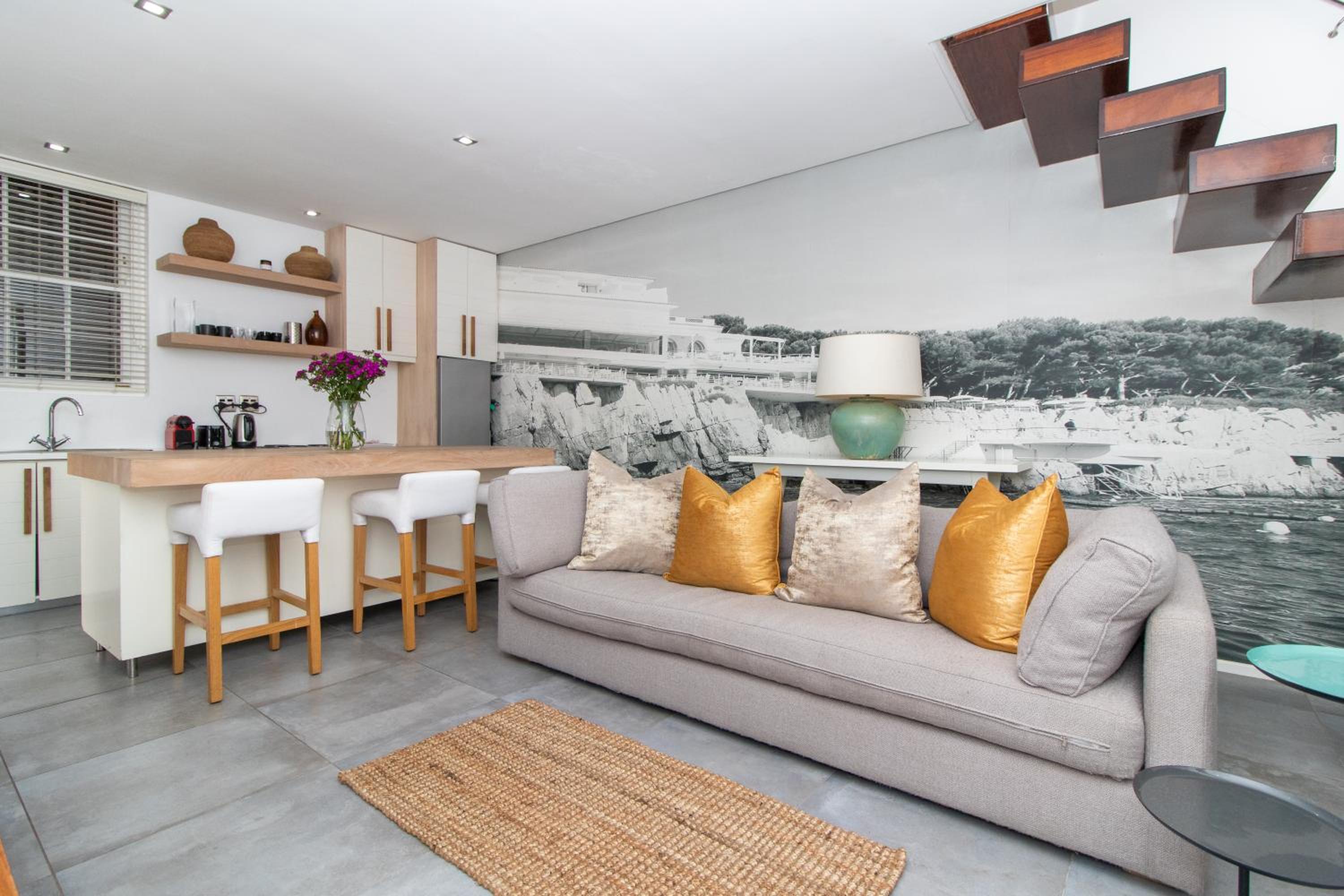 Deluxe Apartment With Plunge Pool