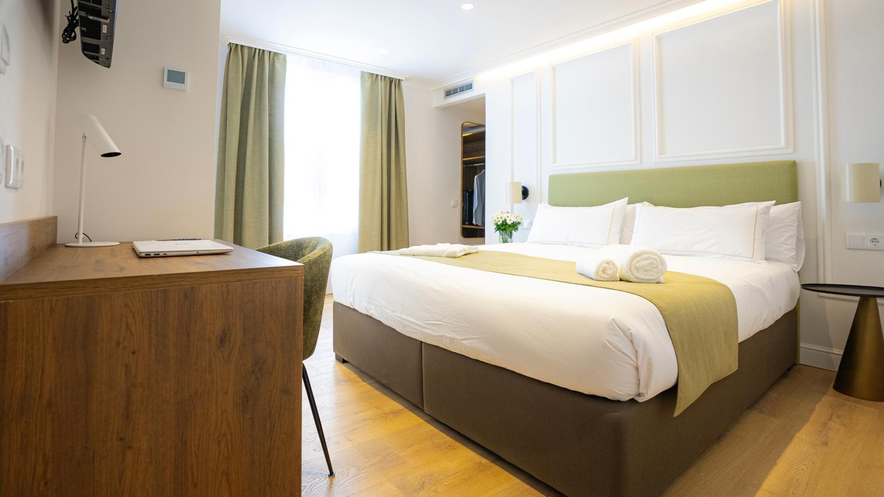 Suite photo 1