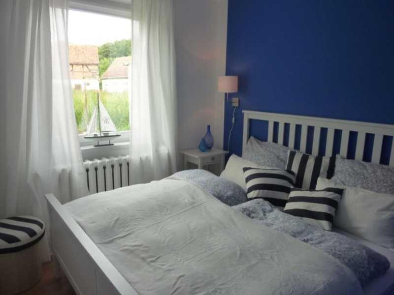 One-Bedroom Apartment with Sea View photo 1