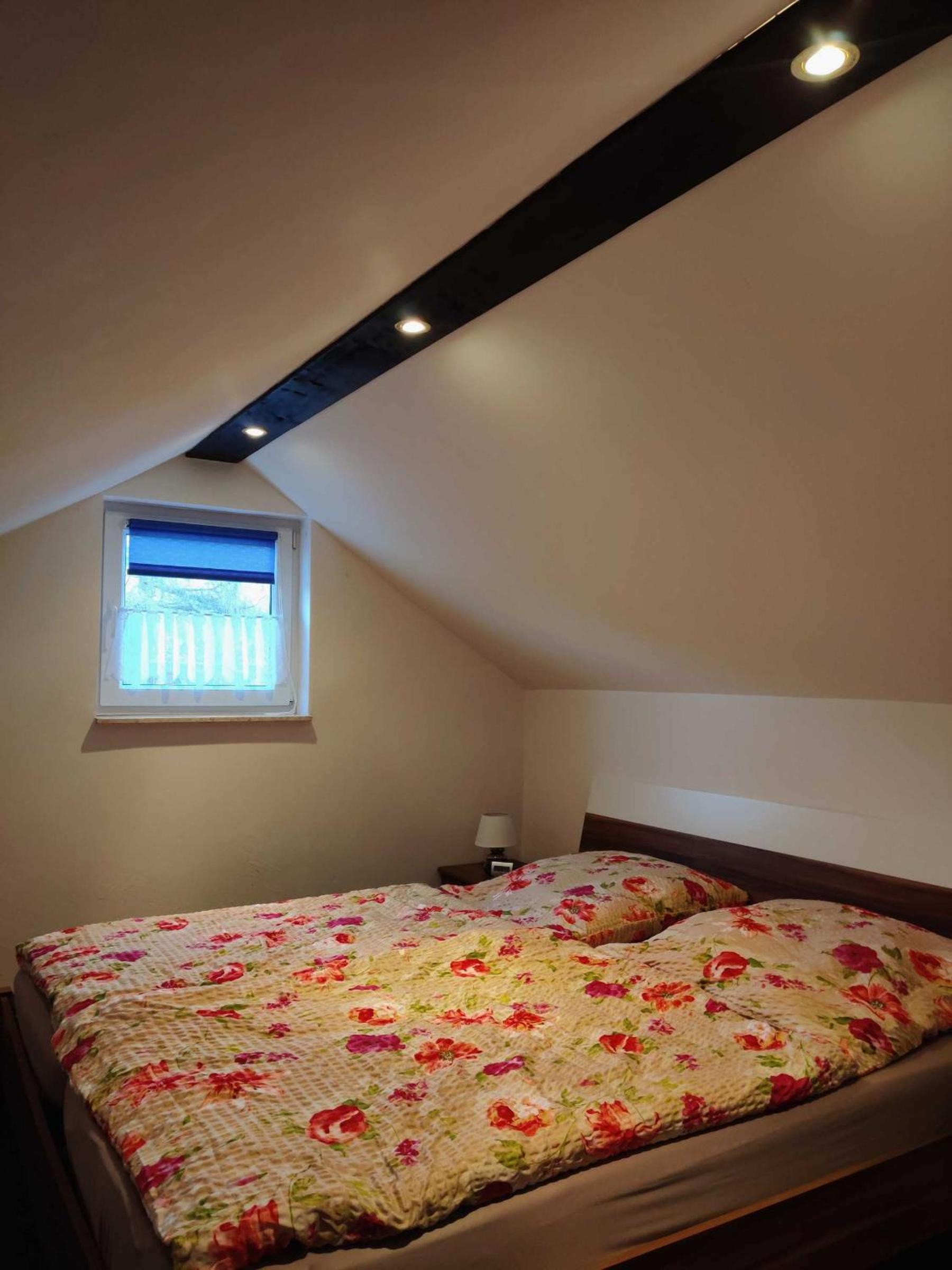 One-Bedroom Apartment with Terrace photo 2