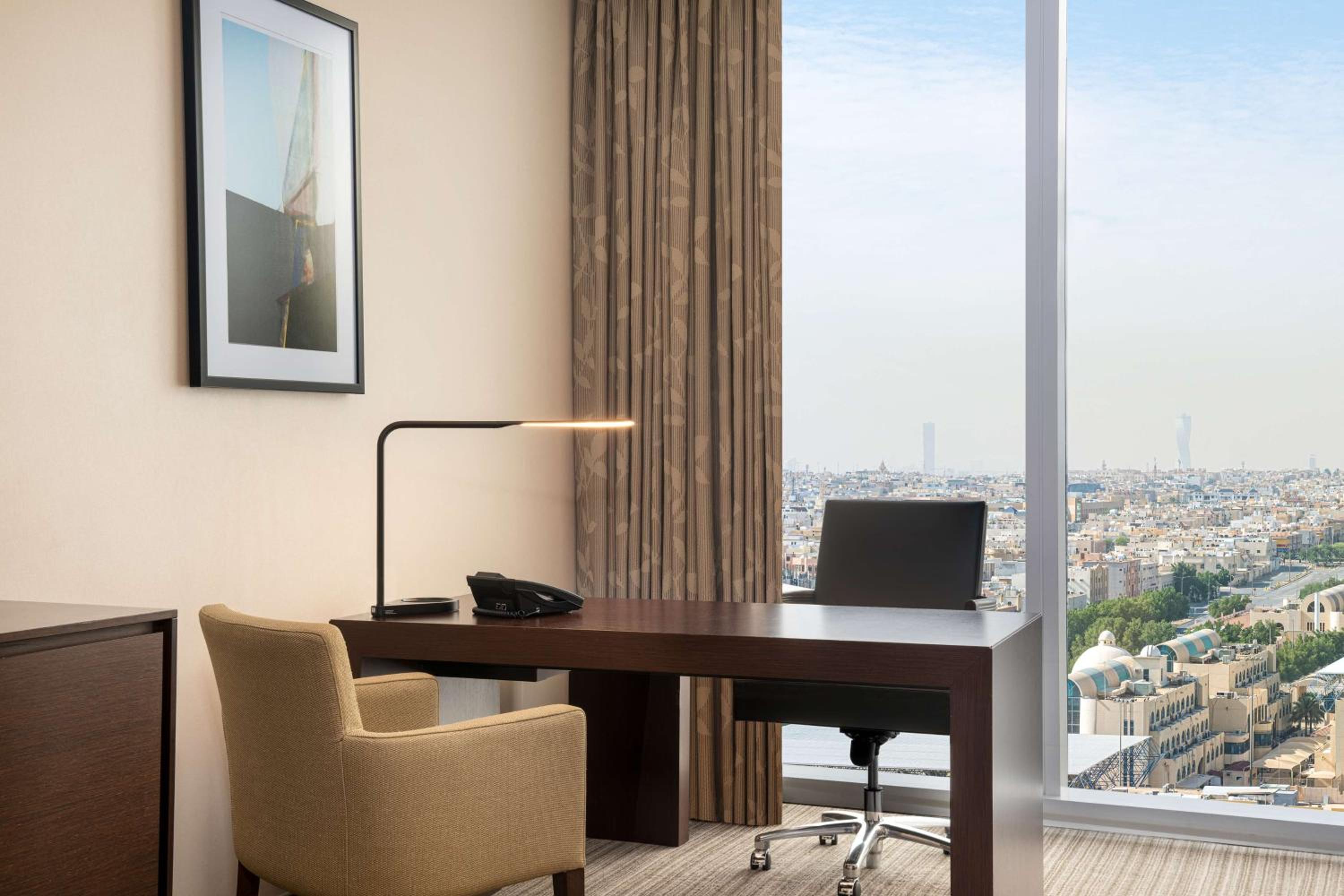 One-Bedroom King Suite - Disability Accessible