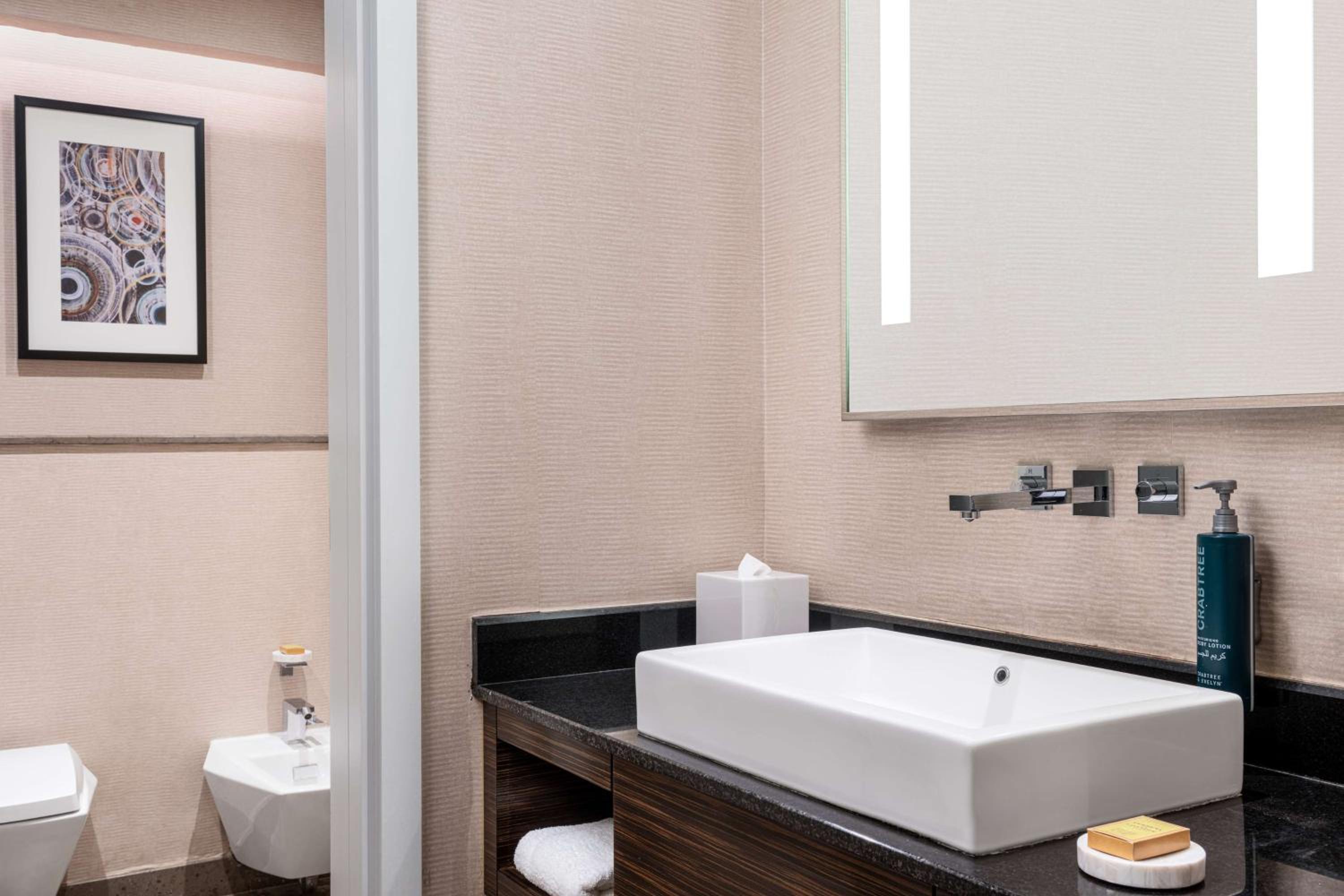 Executive One-Bedroom King Suite