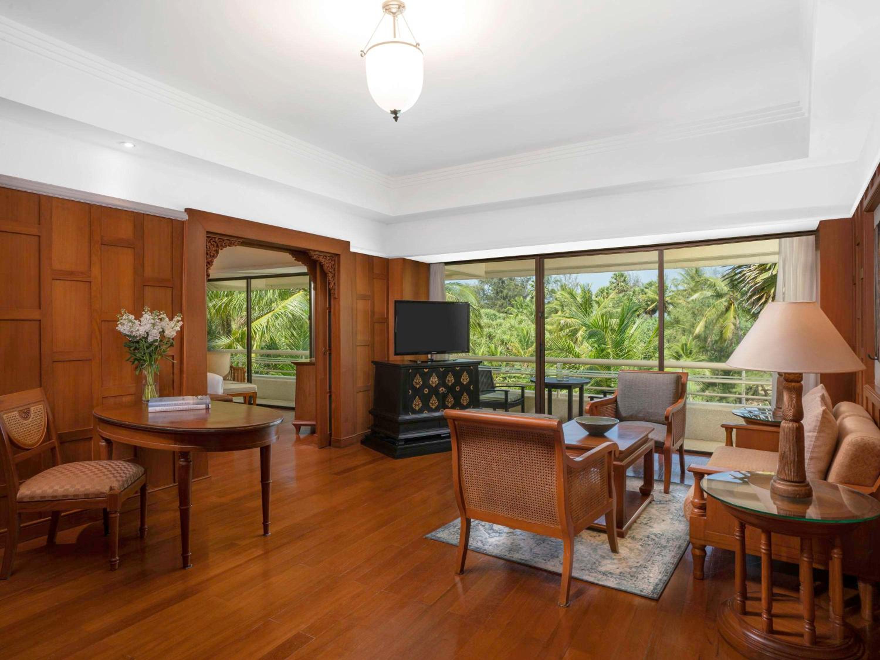 Superior Suite - Photo 1