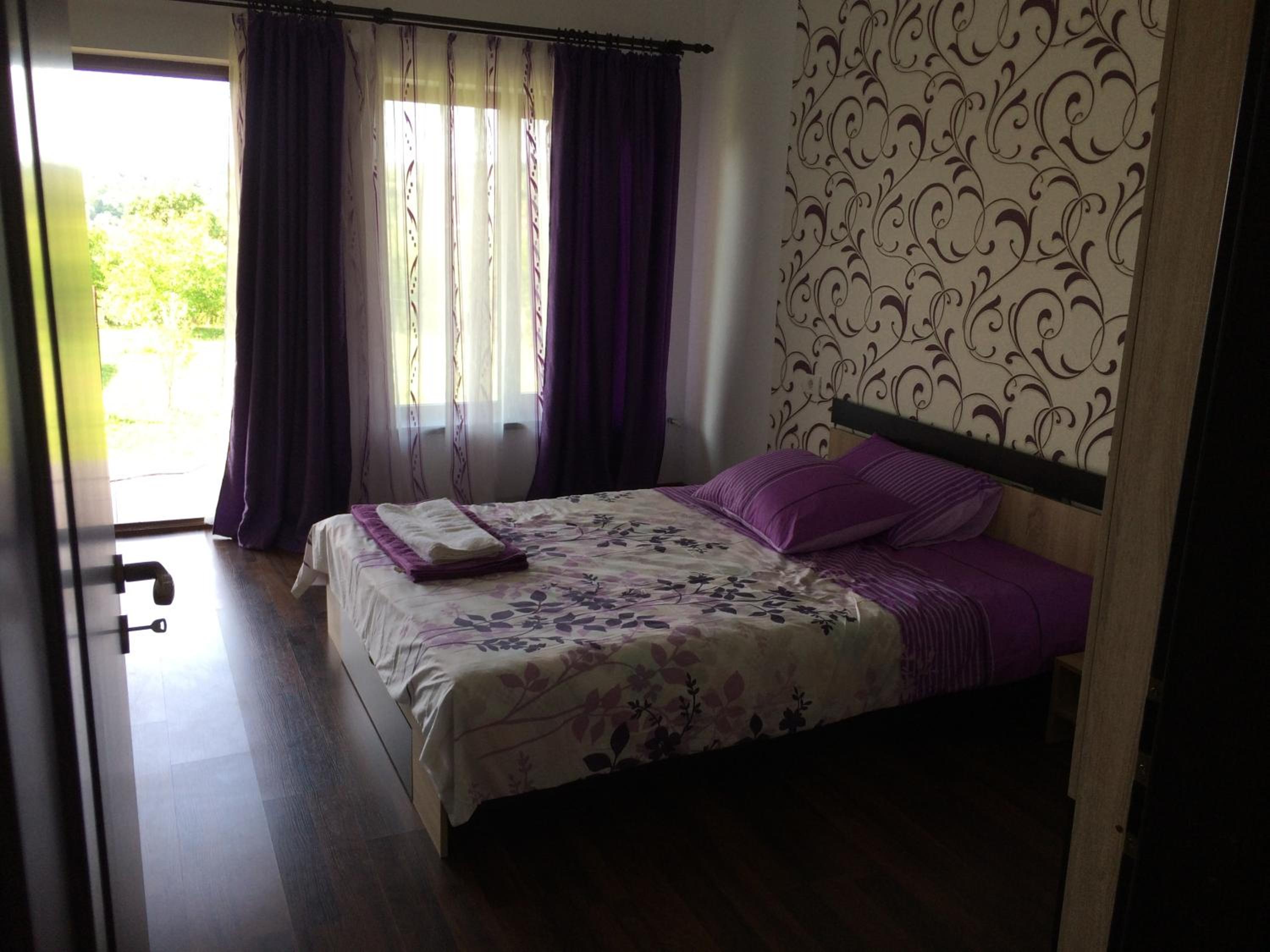 Double Room with Private Bathroom photo 1