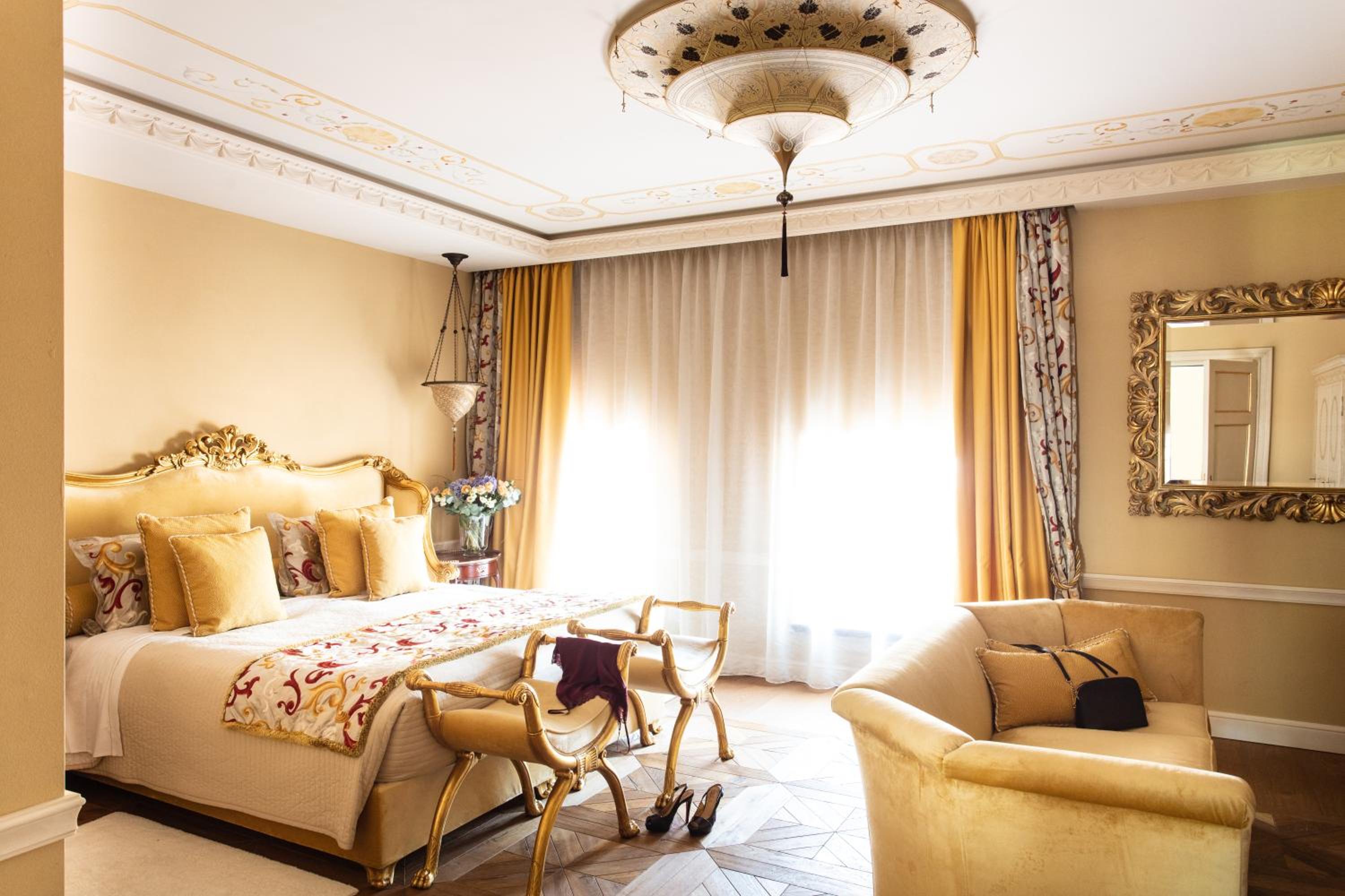 Superior Double or Twin Room photo 2