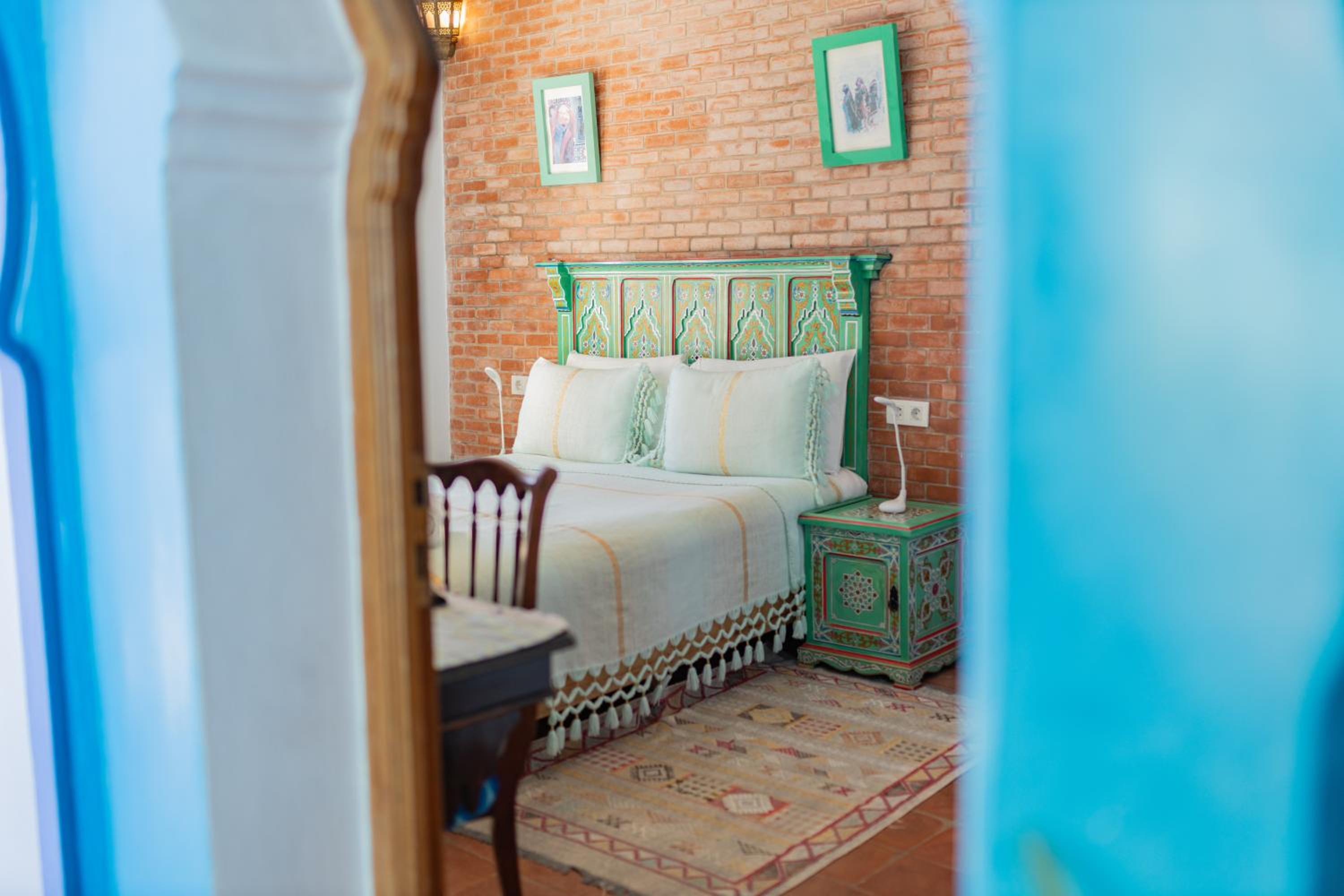 Budget Double Room - Photo 2