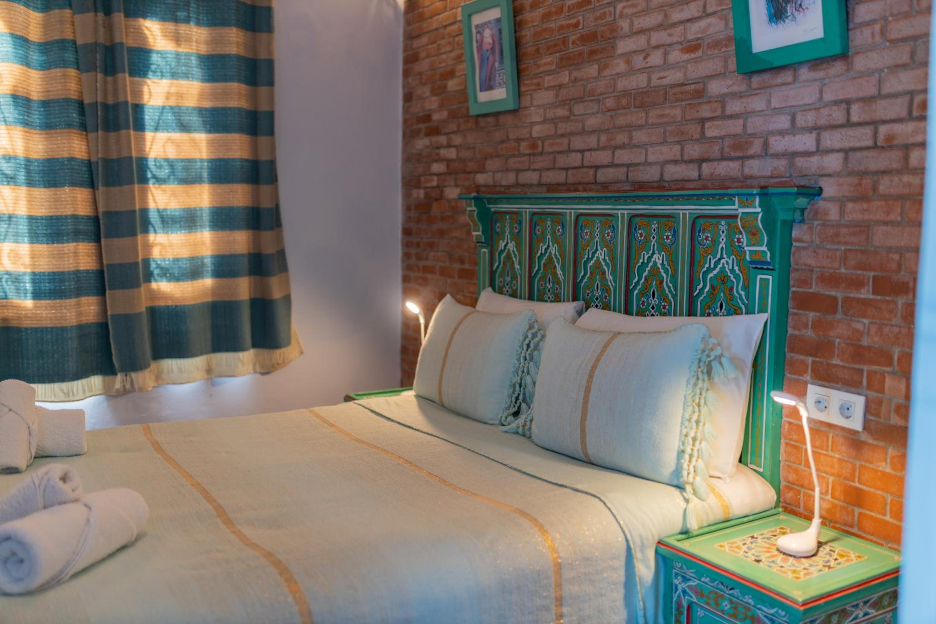 Budget Double Room - Photo 6