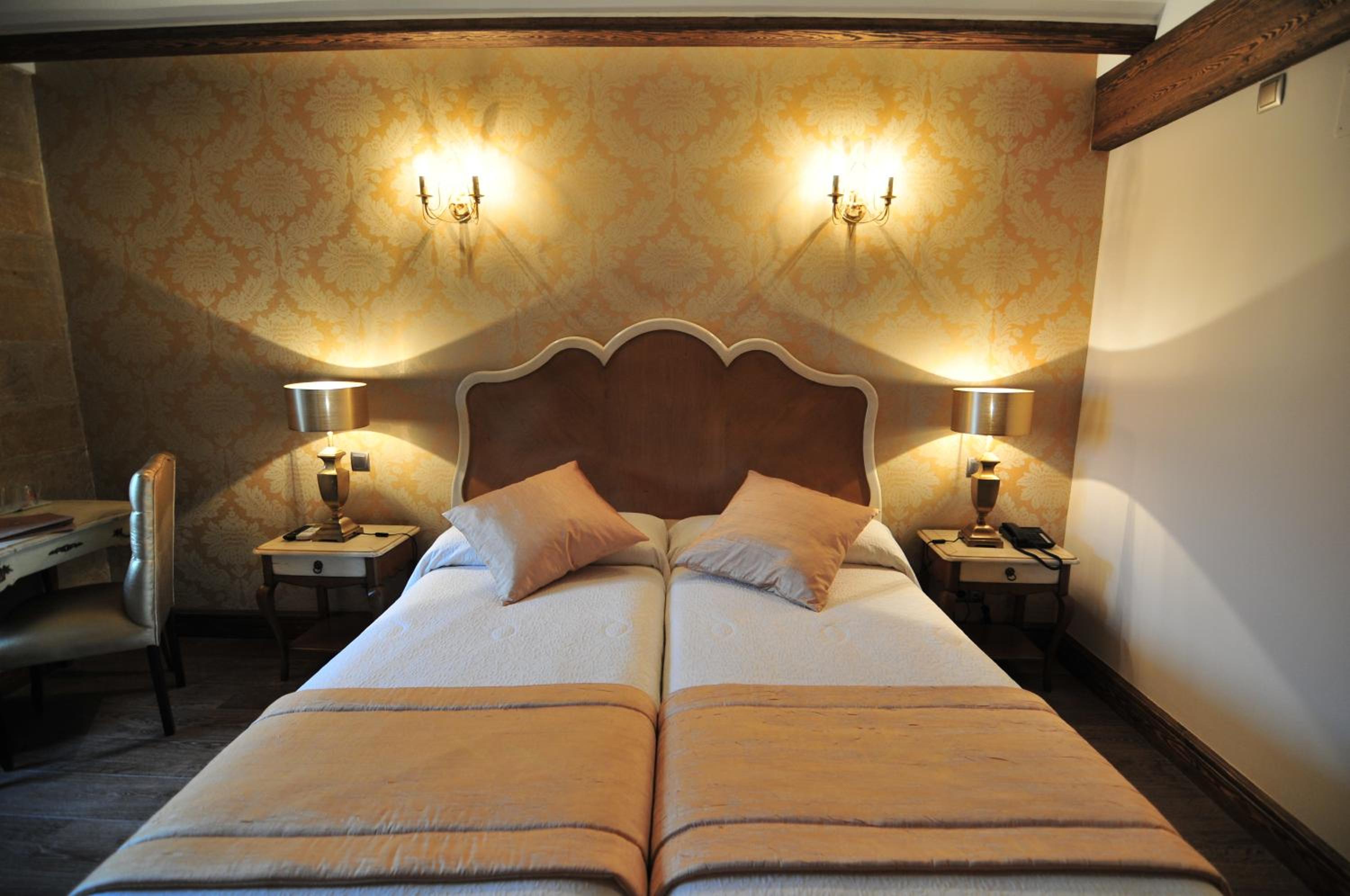 Superior Double Room - Photo 3