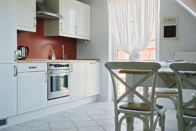 Two-Bedroom Apartment with Terrace photo 2