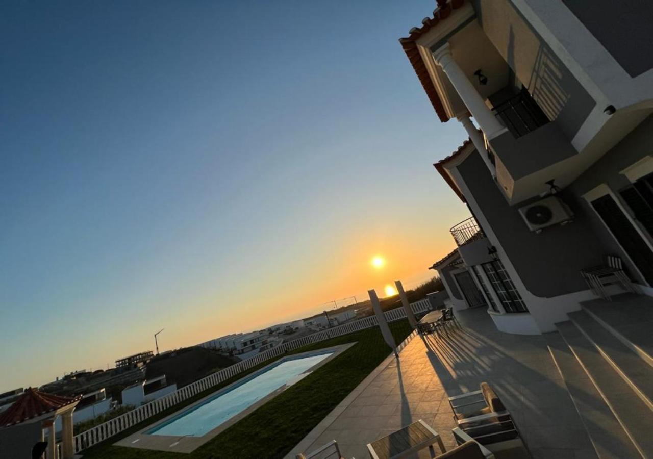 Villa photo 2