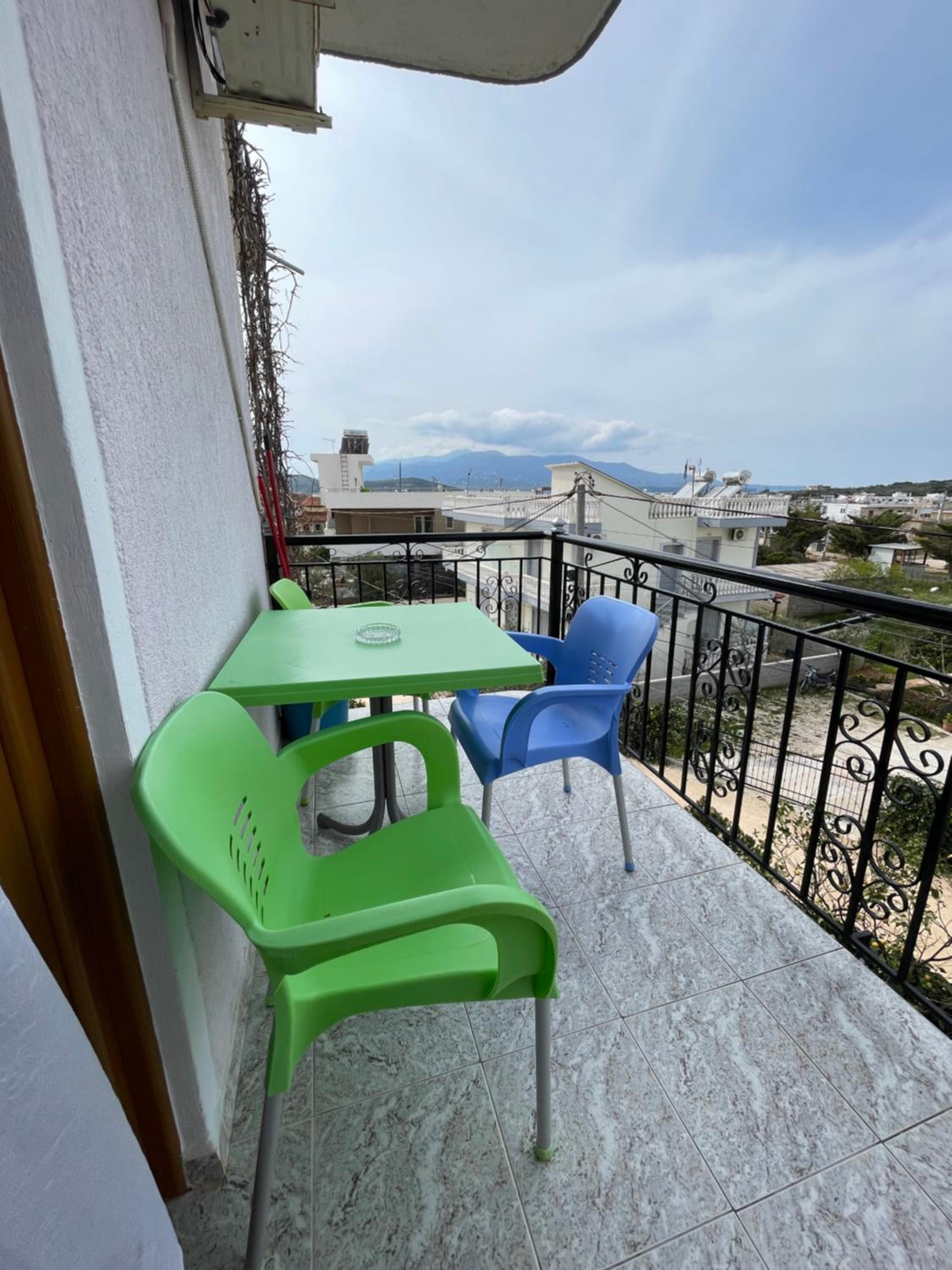 Studio with Balcony photo 2
