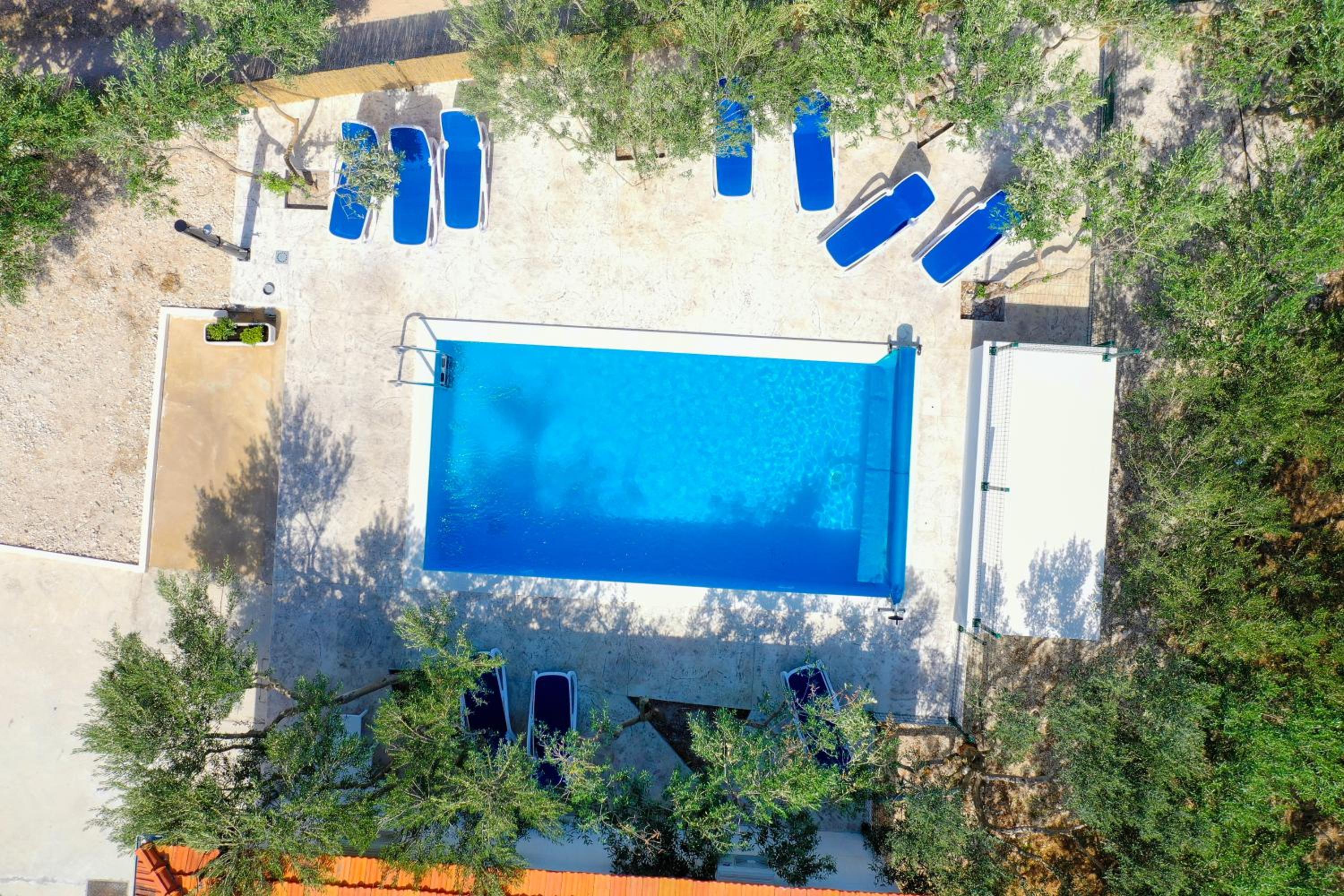 Villa photo 3