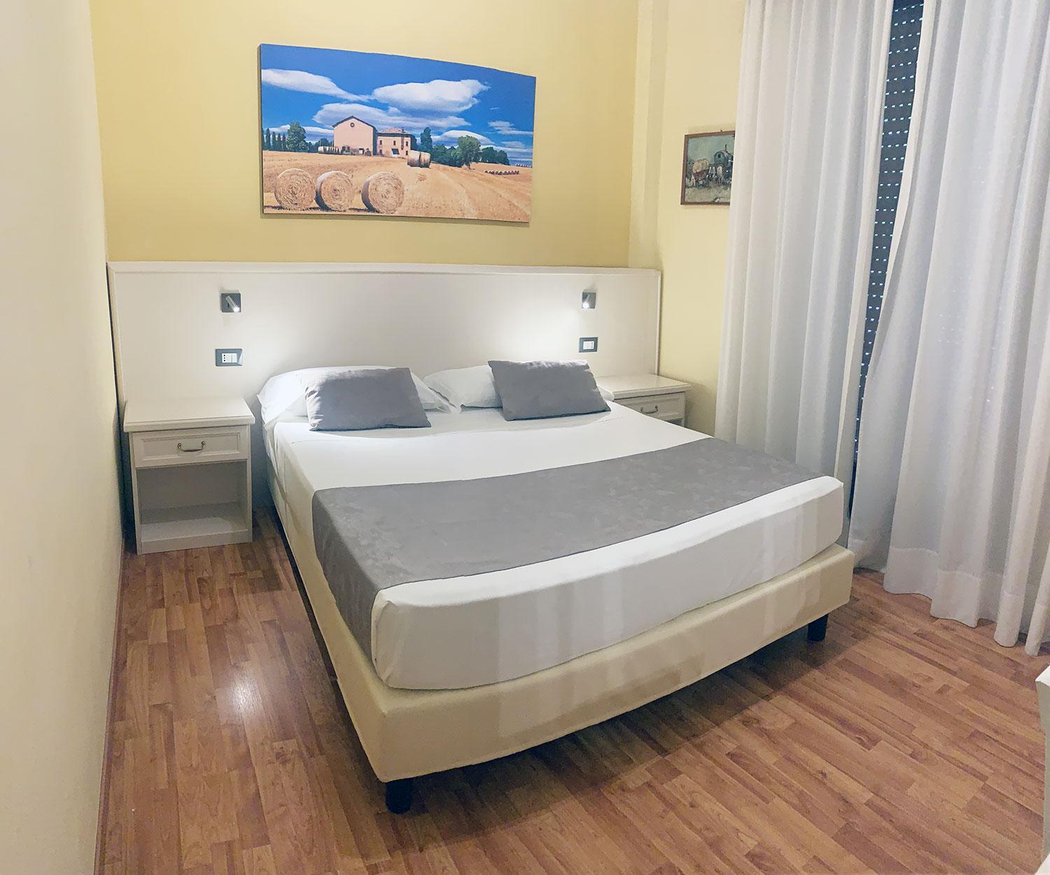 Double or Twin Room - Mountain Side - Photo 9