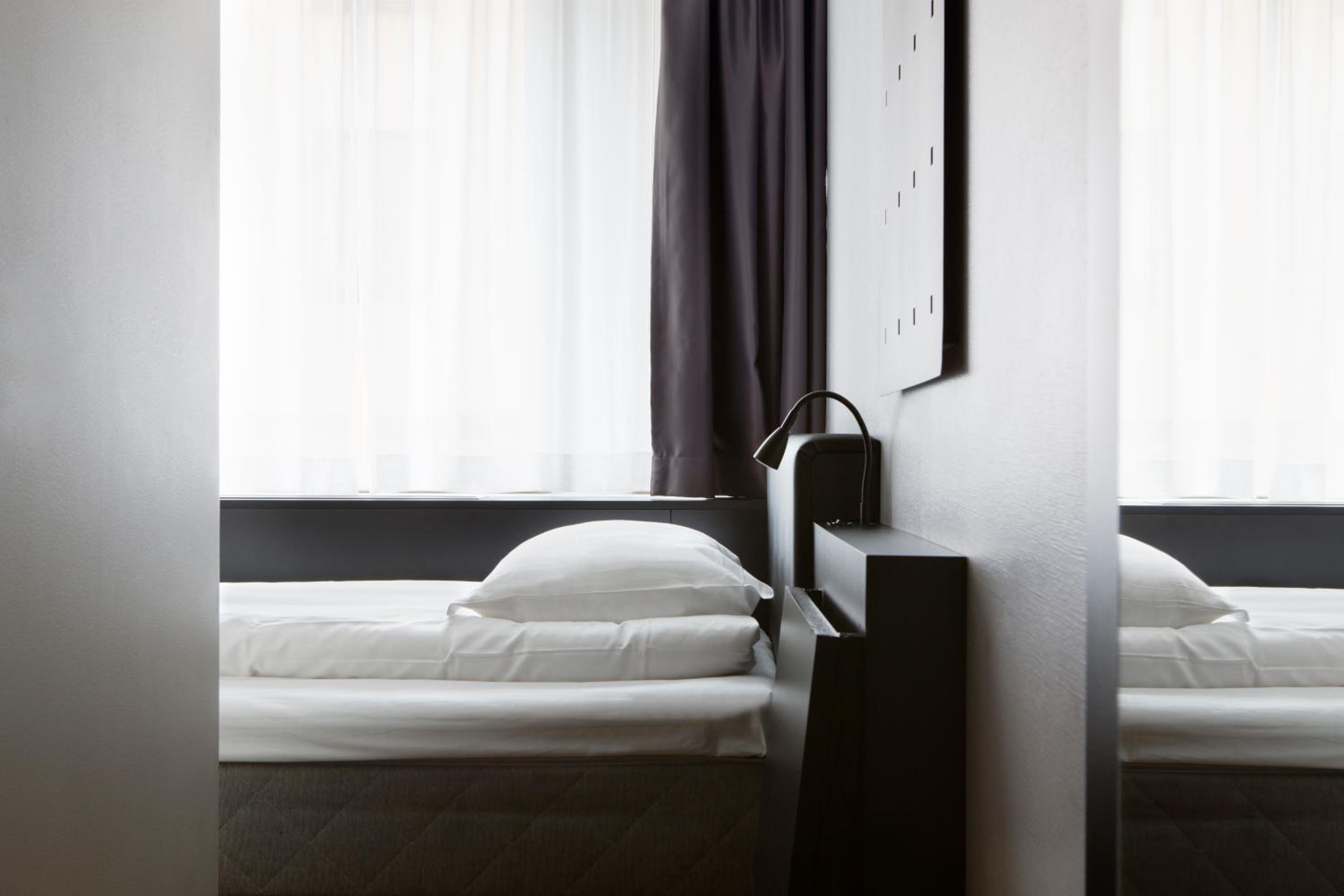Compact Single Room