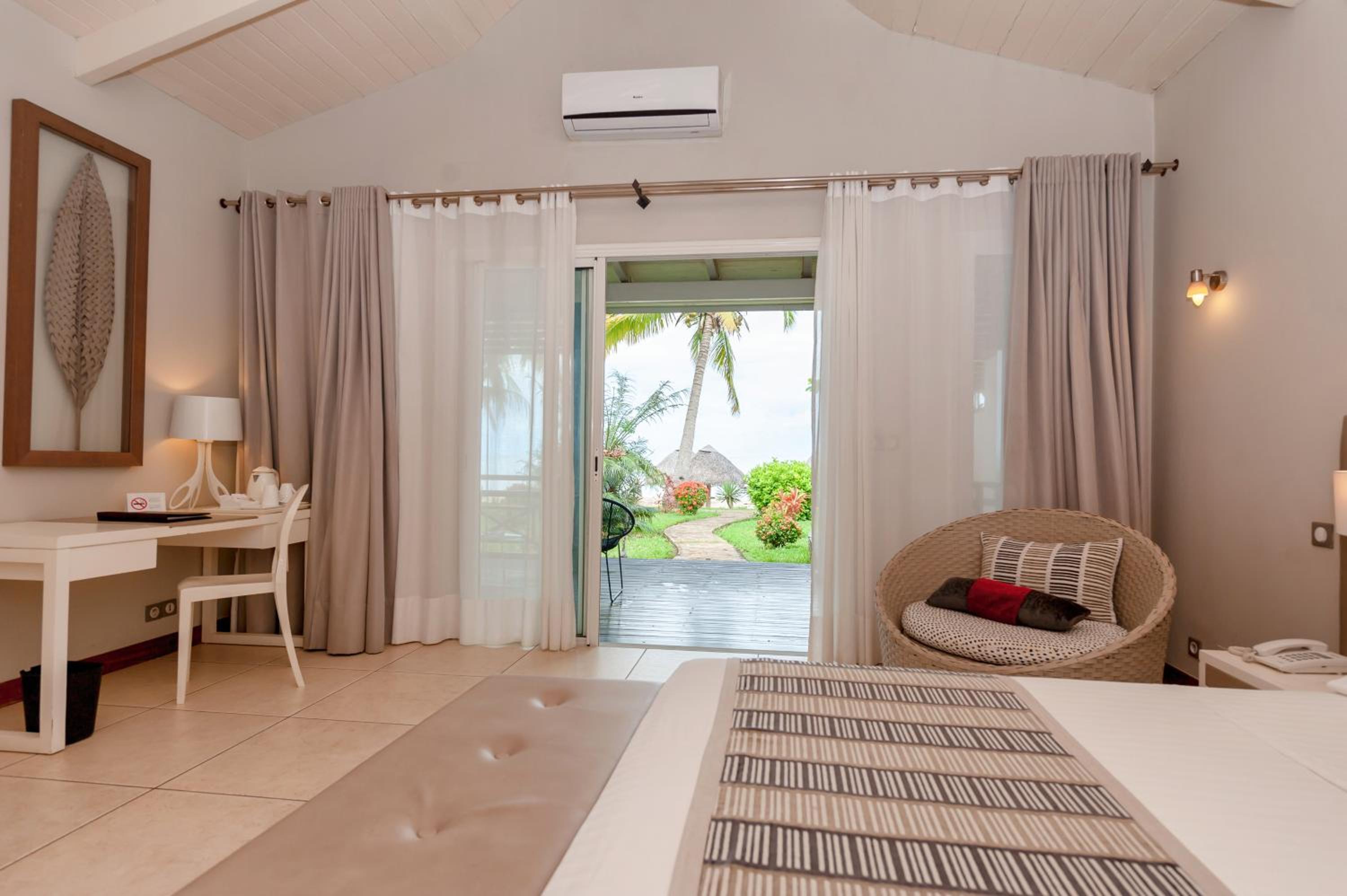 Bungalow with Sea View