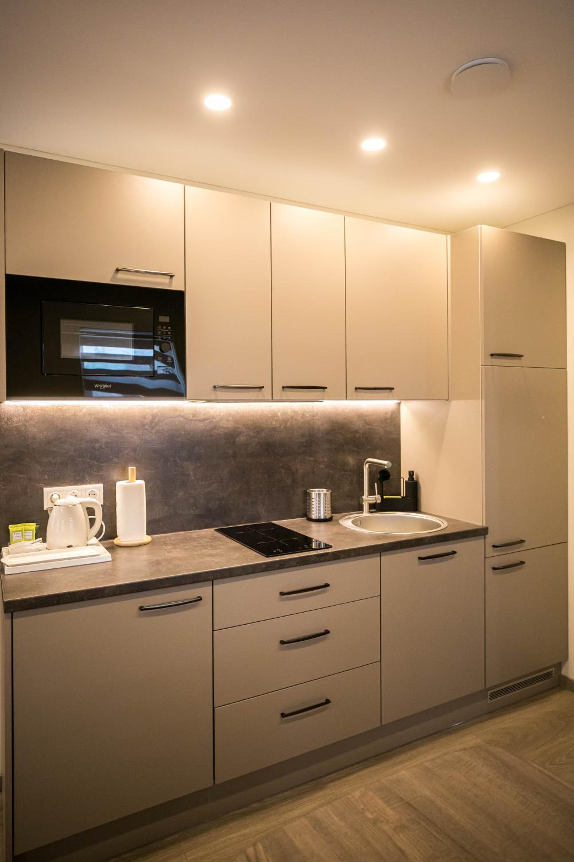 Studio Apartment
