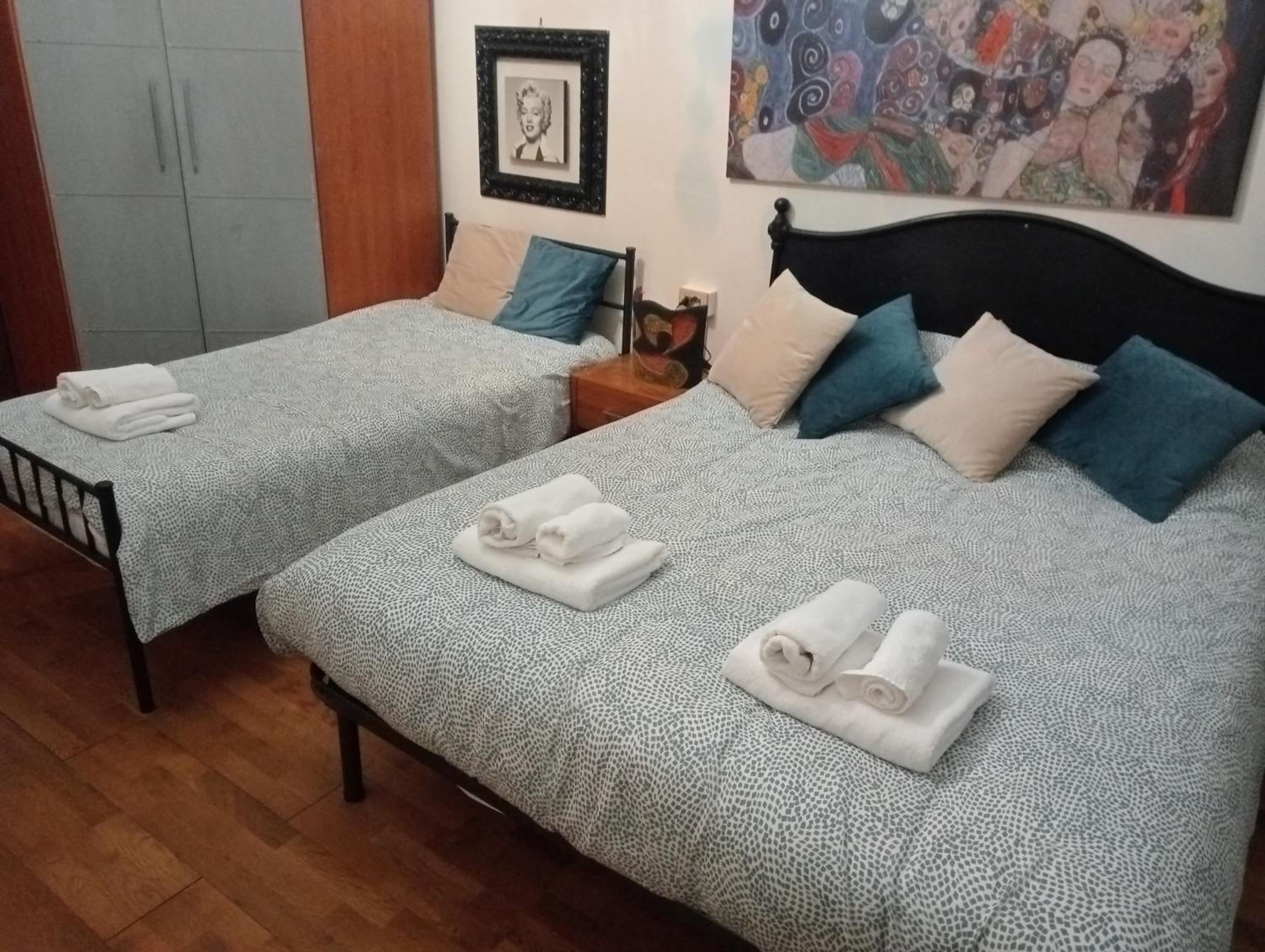 One-Bedroom Apartment photo 3