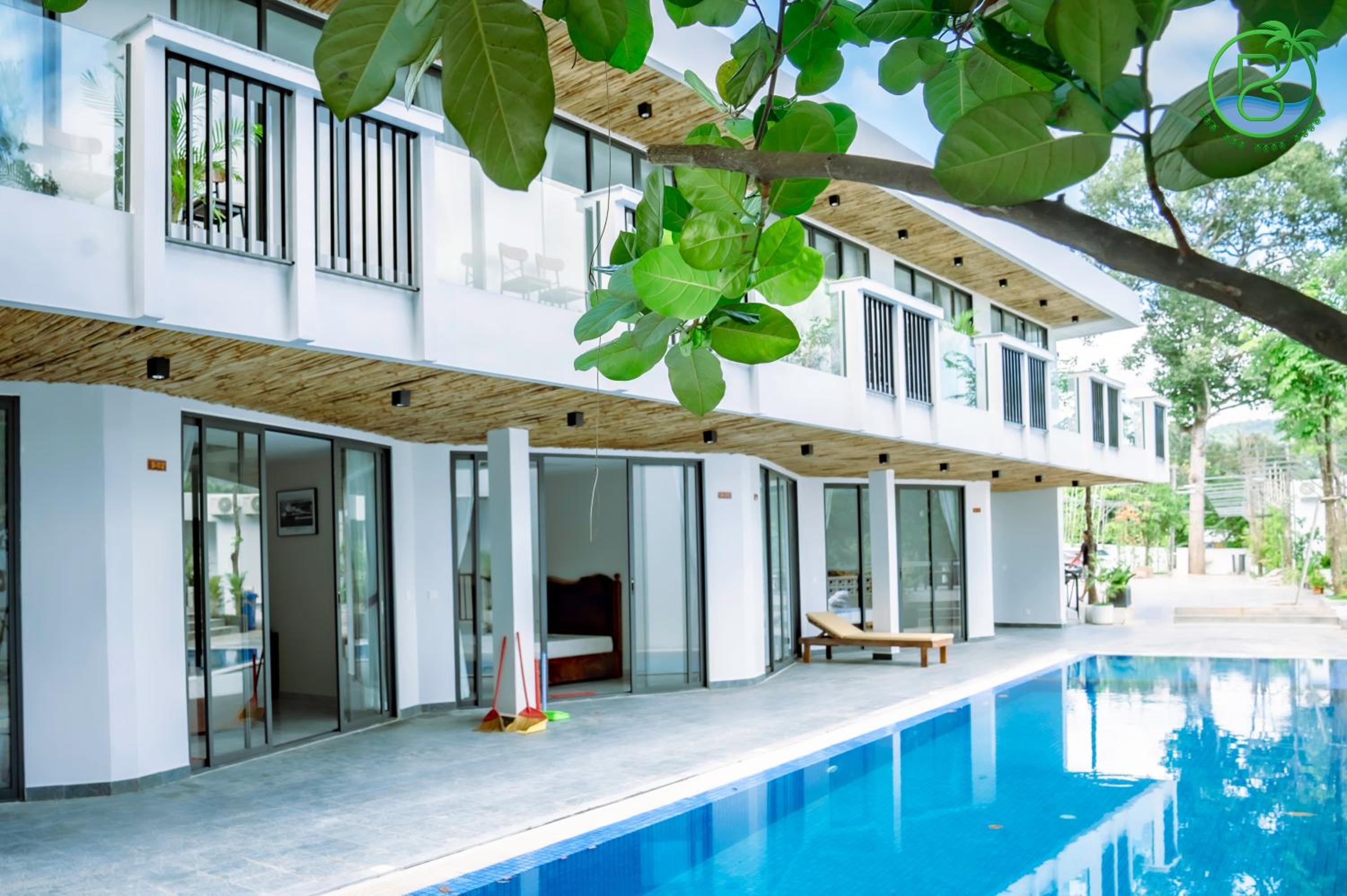 Twin Room with Pool View photo 1