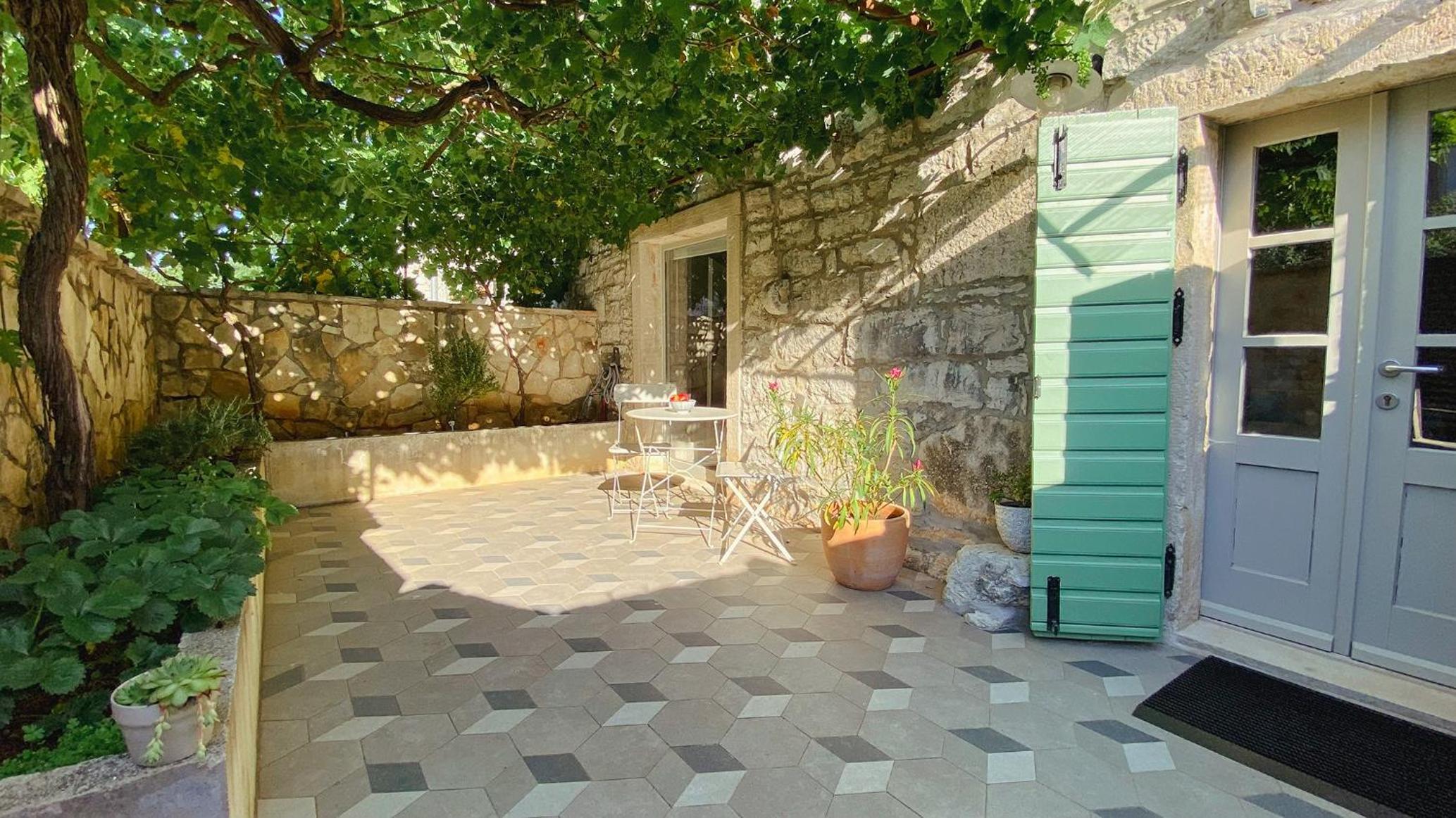 Villa photo 3
