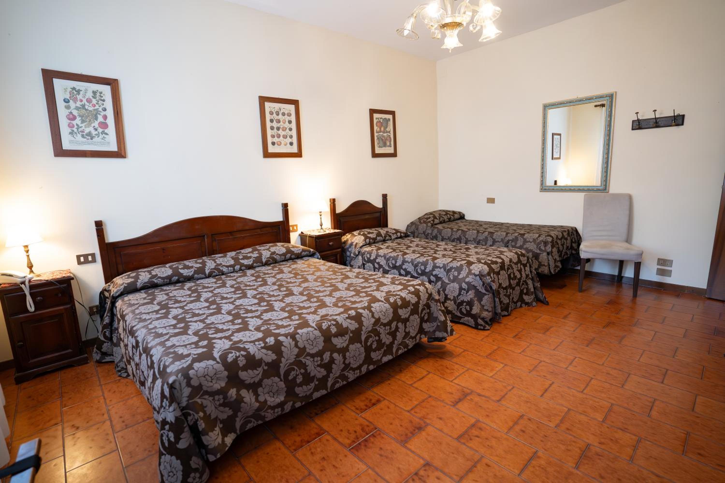Quadruple Room photo 3