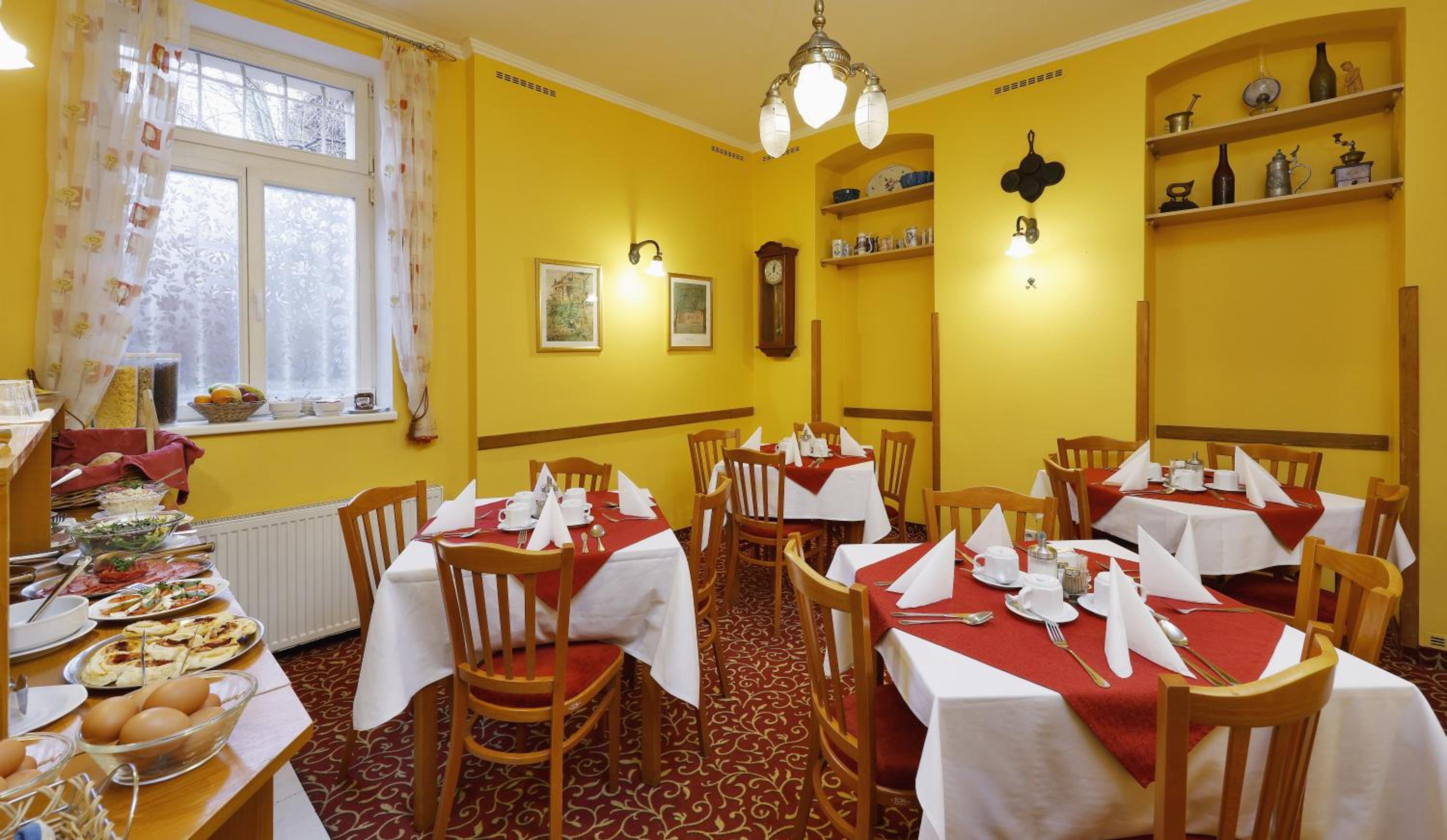 Triple Room - Photo 6
