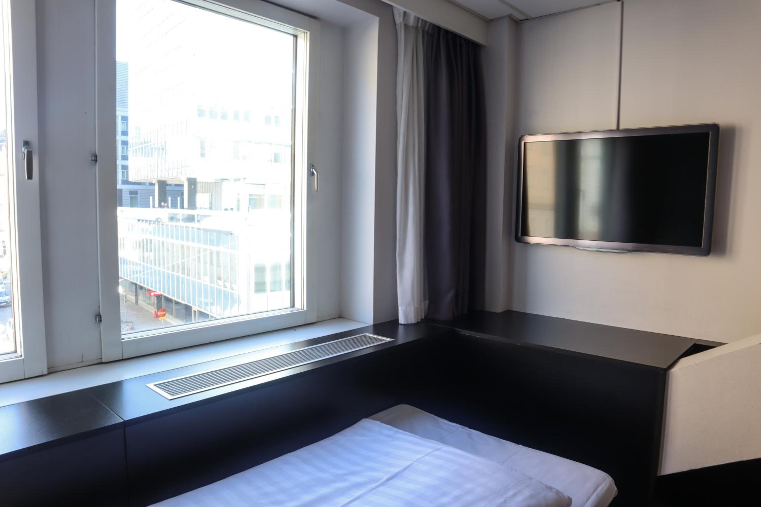 Compact Single Room