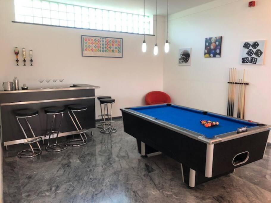Villa photo 3