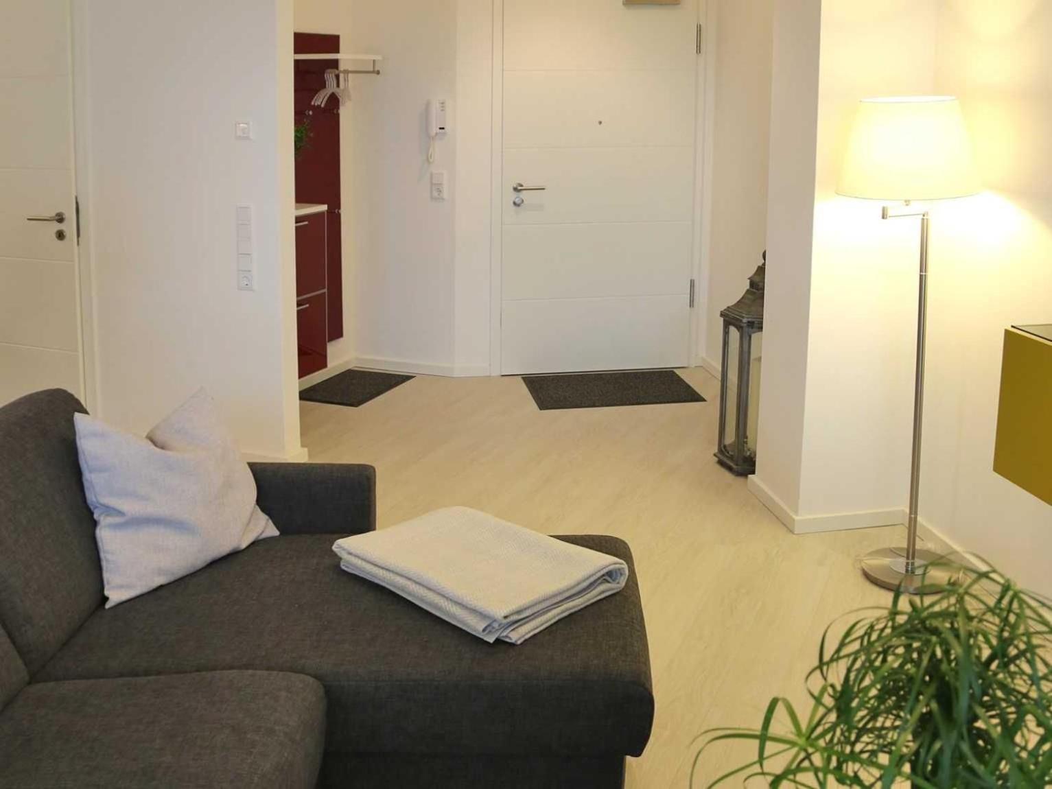One-Bedroom Apartment with Balcony photo 2
